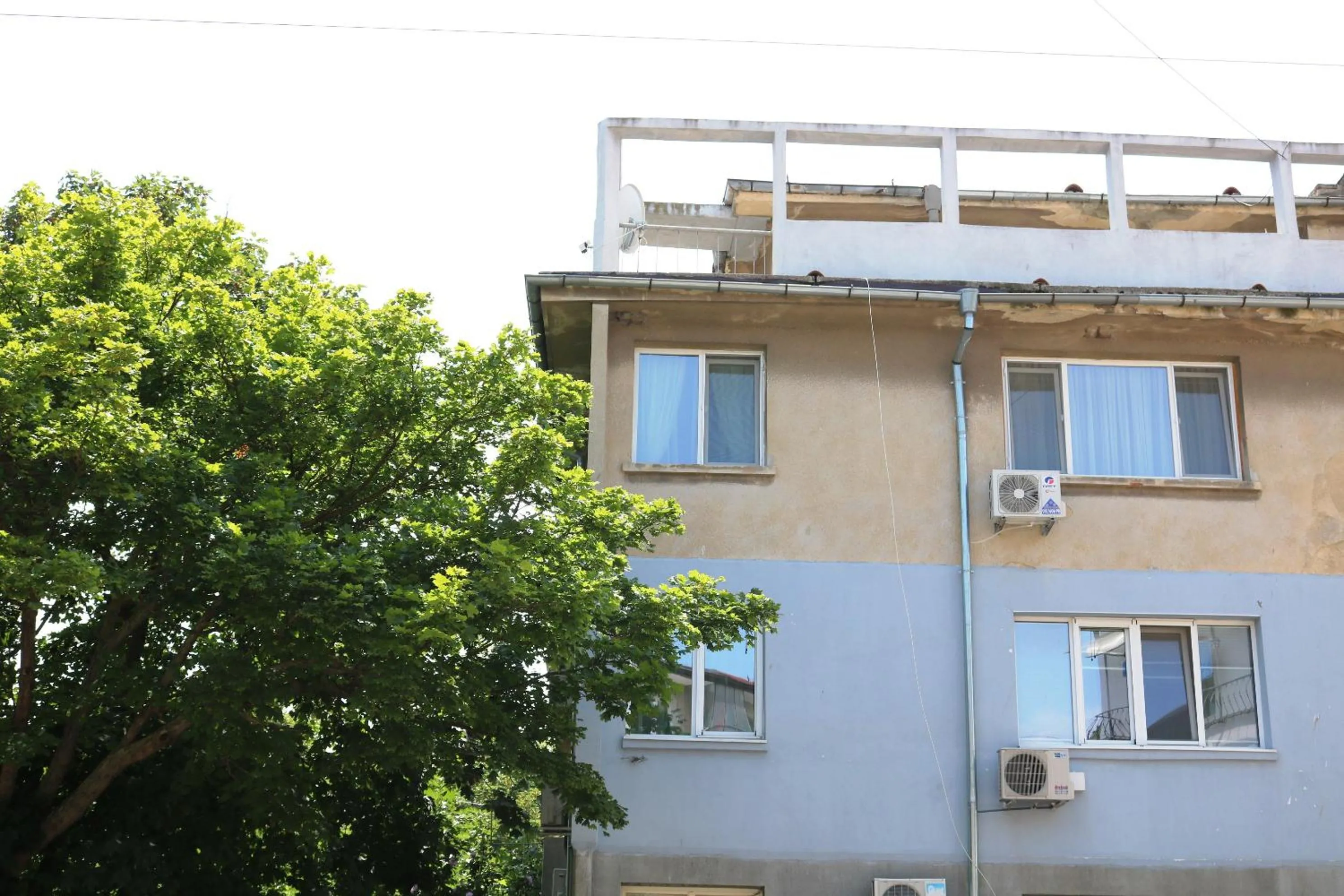 Facade/entrance in Sea Port CELEBRITY Apartment - Lets4Holiday
