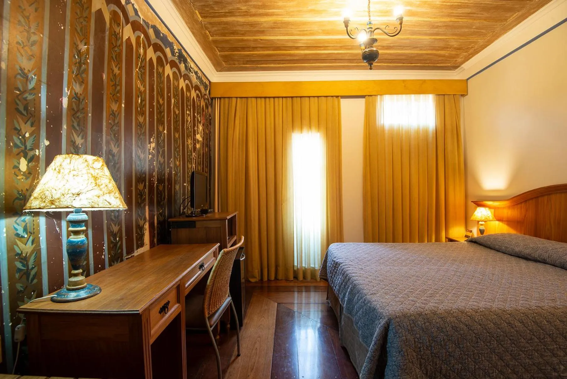 Photo of the whole room, Bed in Pousada Solar da Ópera