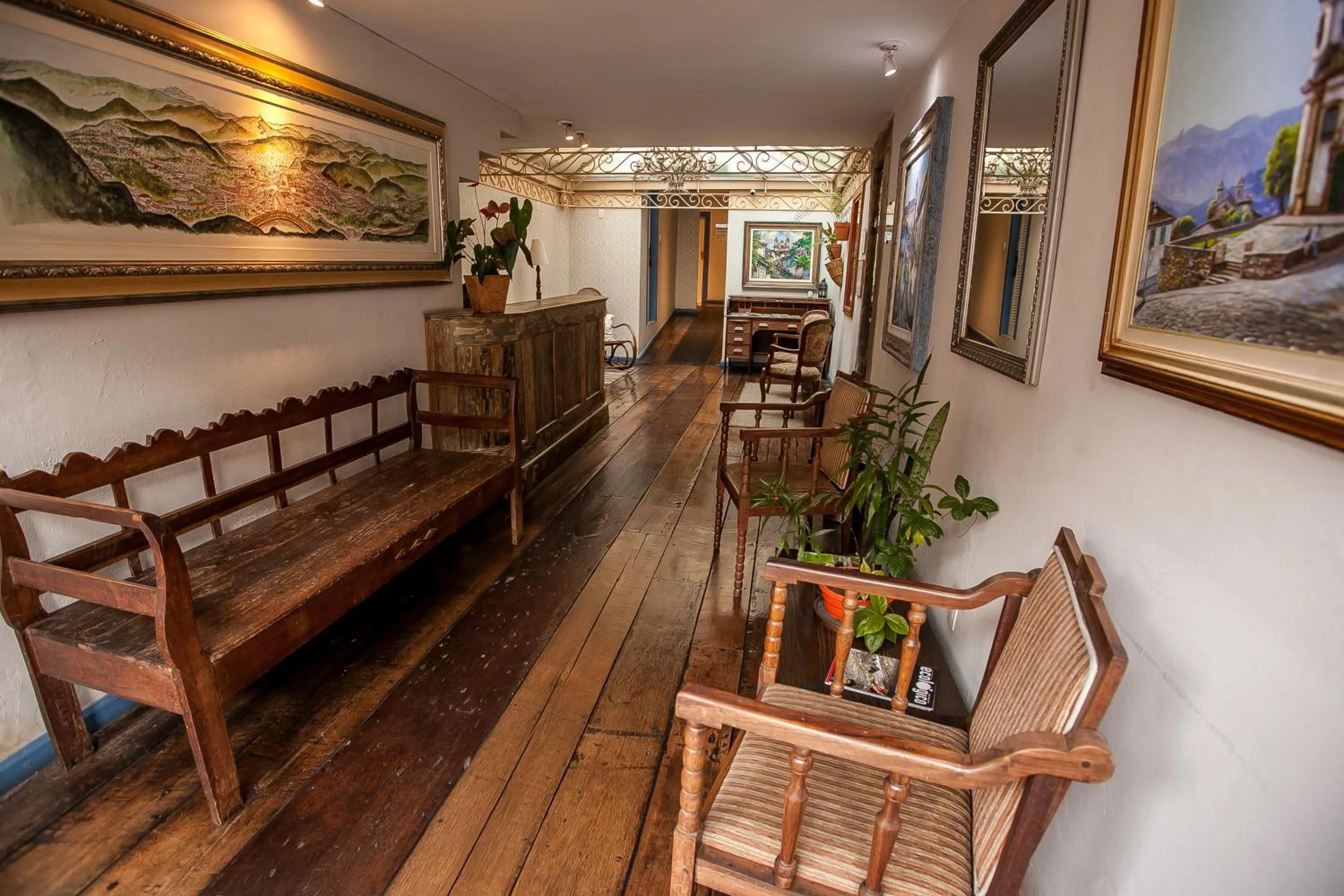 Lobby or reception in Pousada Solar da Ópera