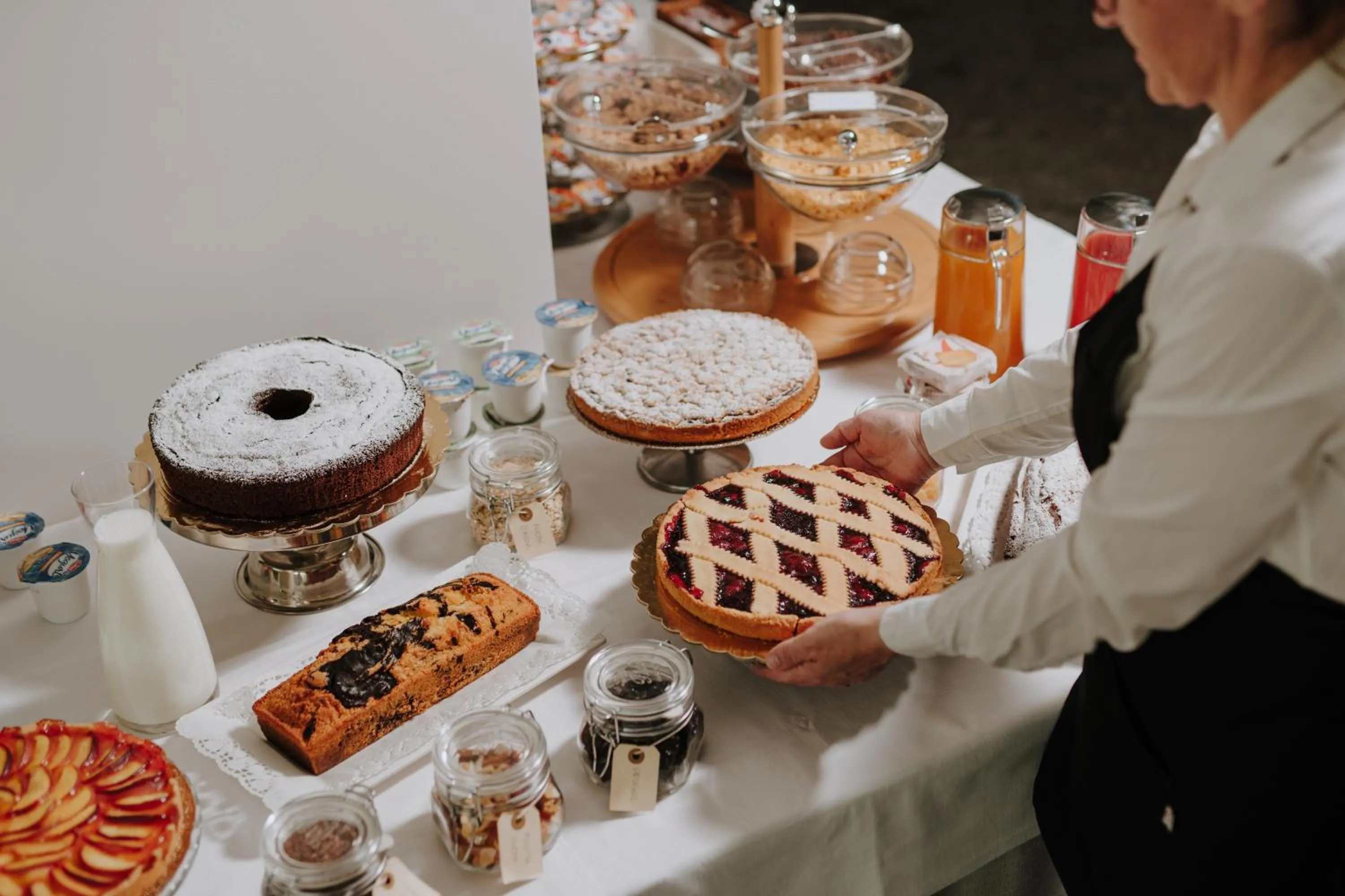 Breakfast in Hotel Caravel