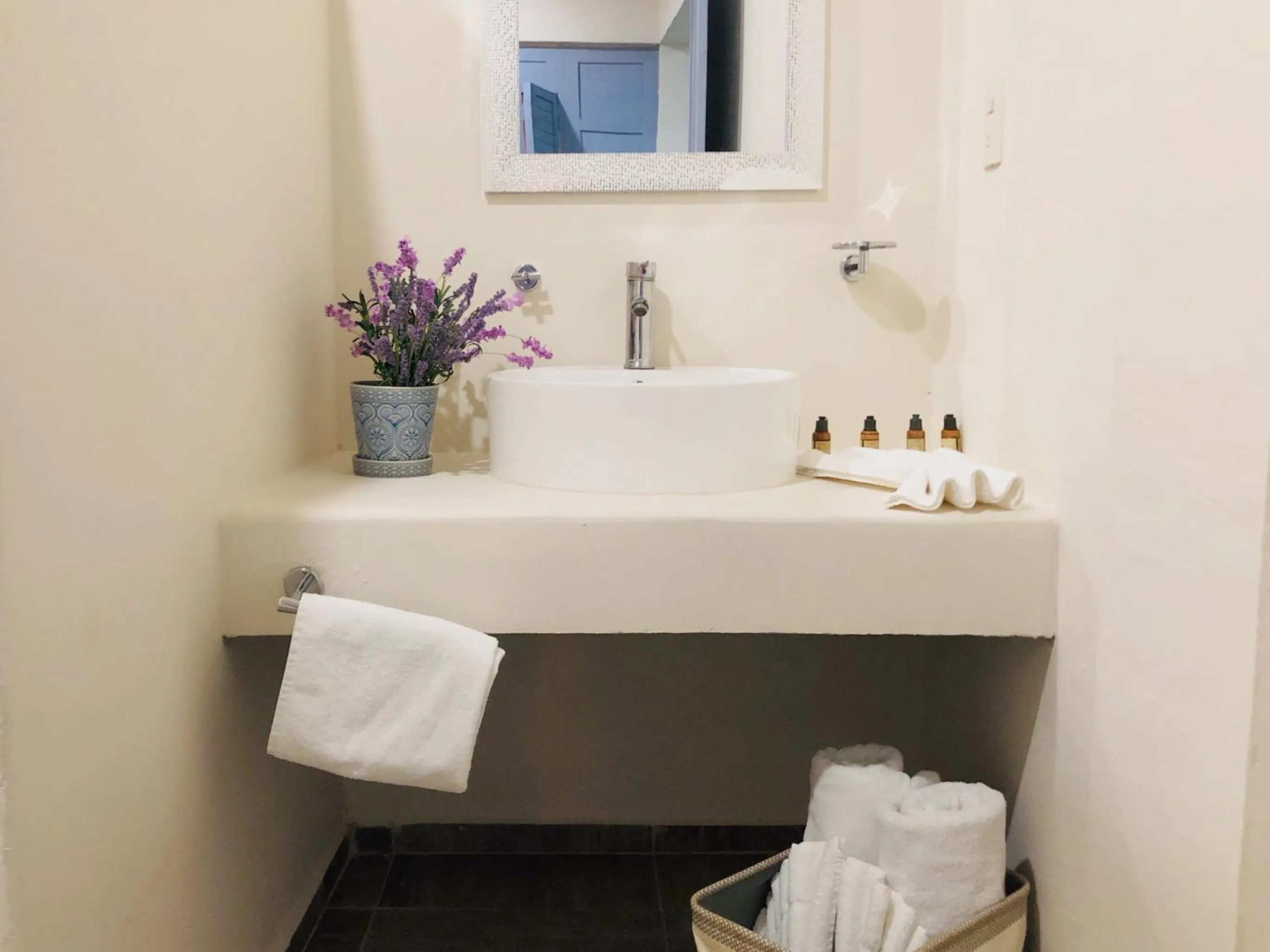 Bathroom in Hotel Villa Balu