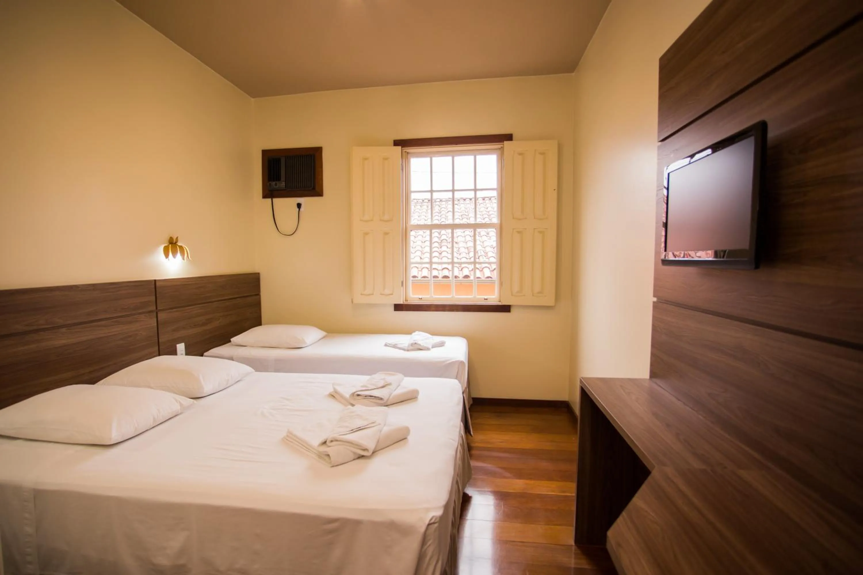 Deluxe Triple Room in Mirante Hotel