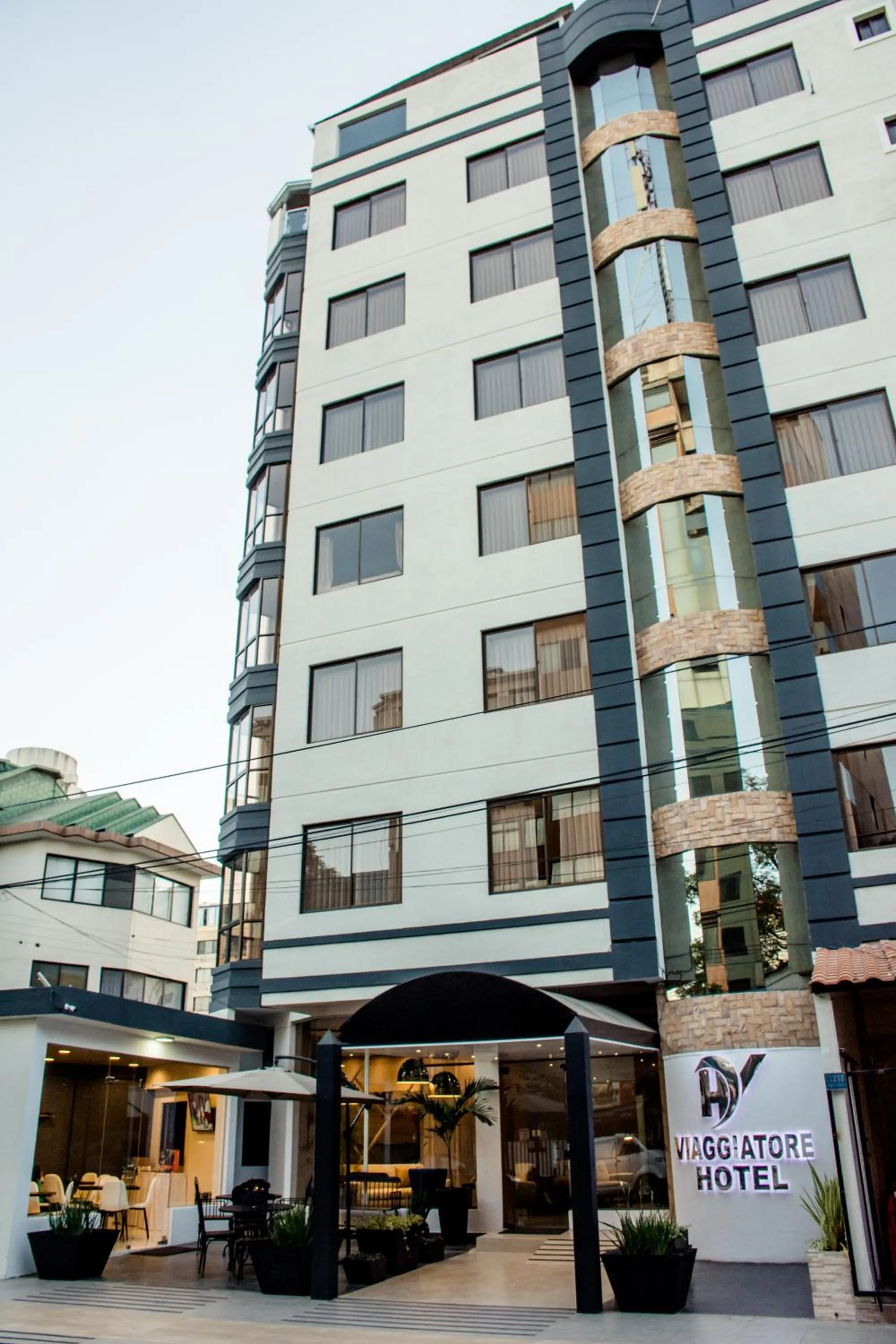 Property building in Hotel Viaggiatore