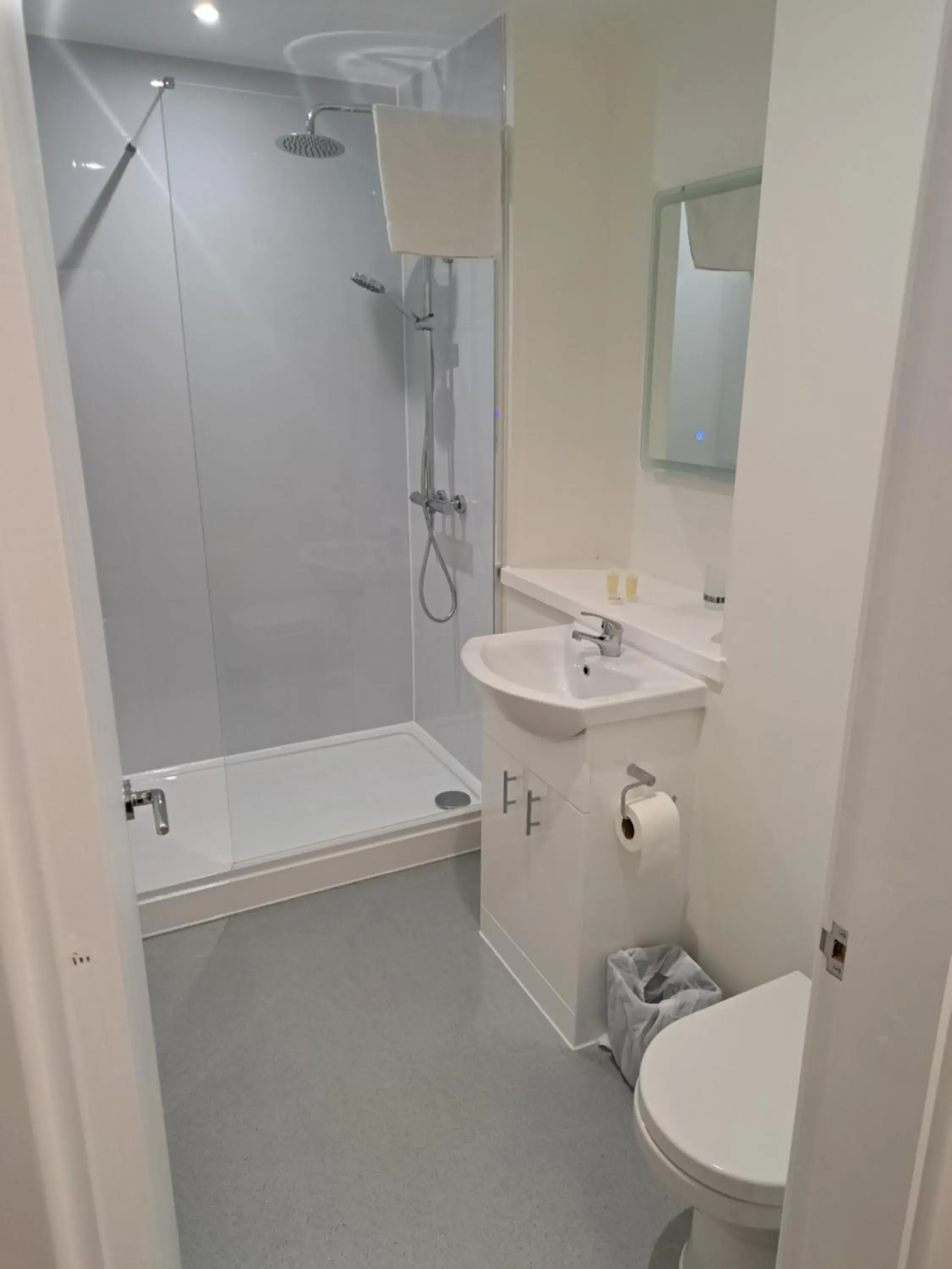 Double Room in The Claremont Preston Double Room in The Claremont Preston