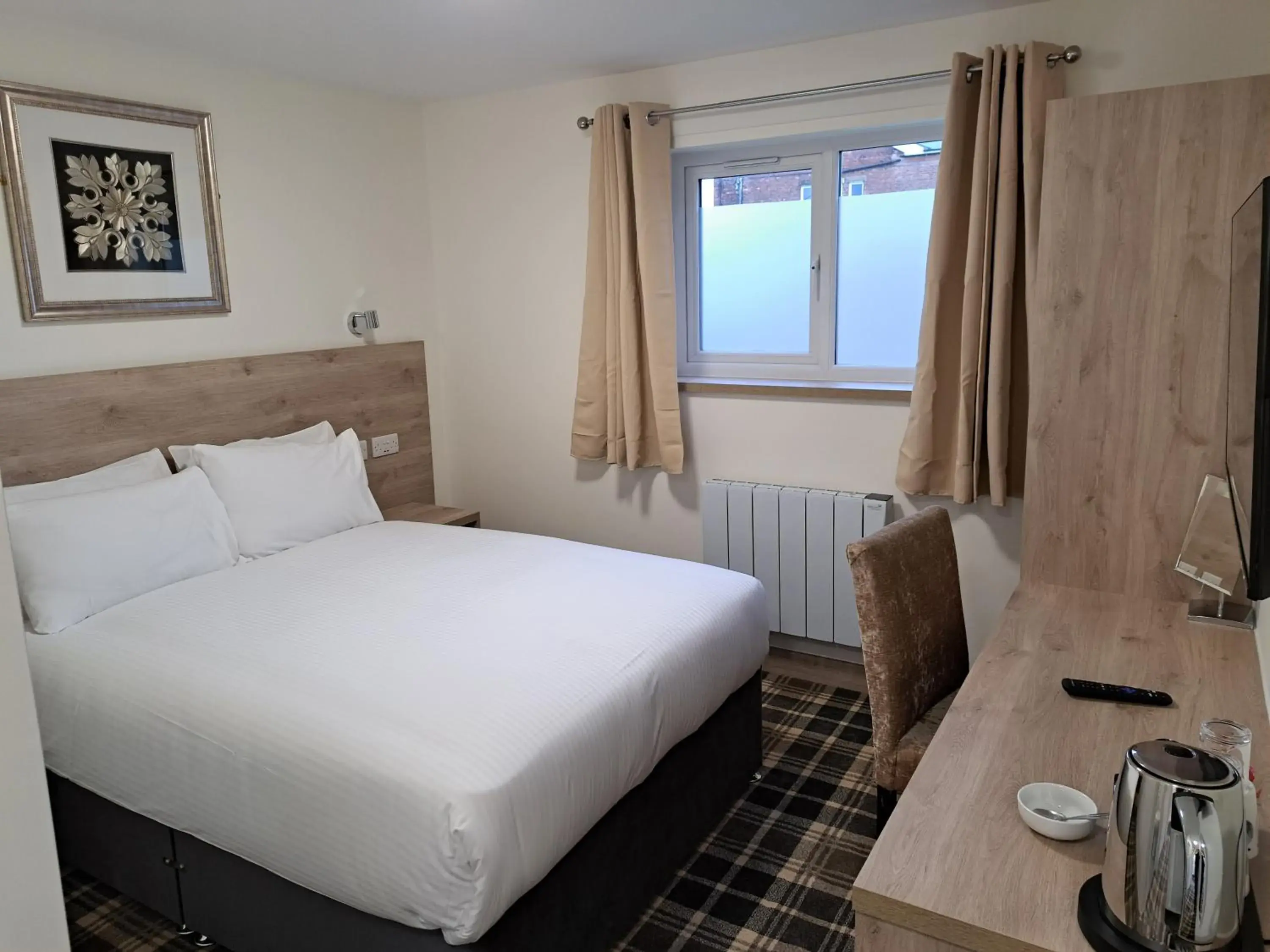 Double Room in The Claremont Preston Double Room in The Claremont Preston