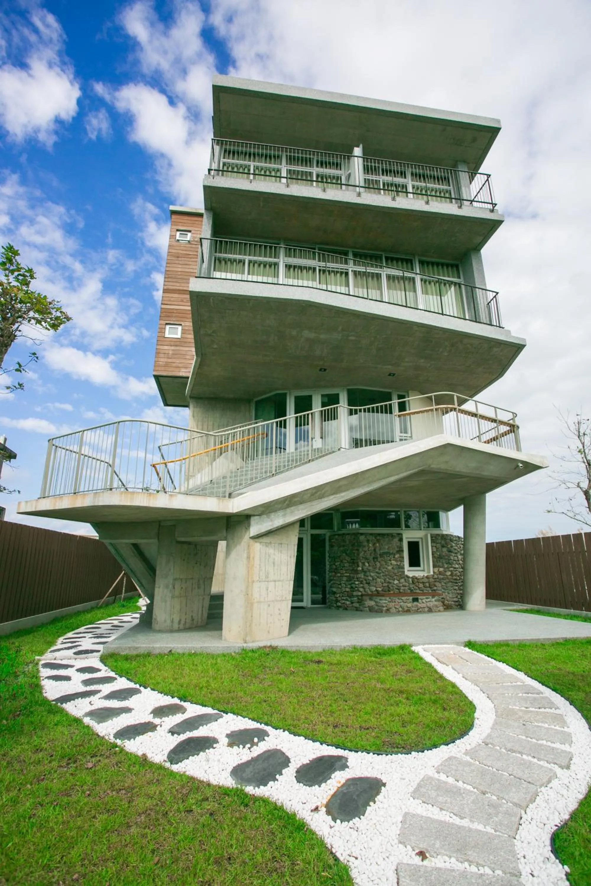 Property building in Wudai