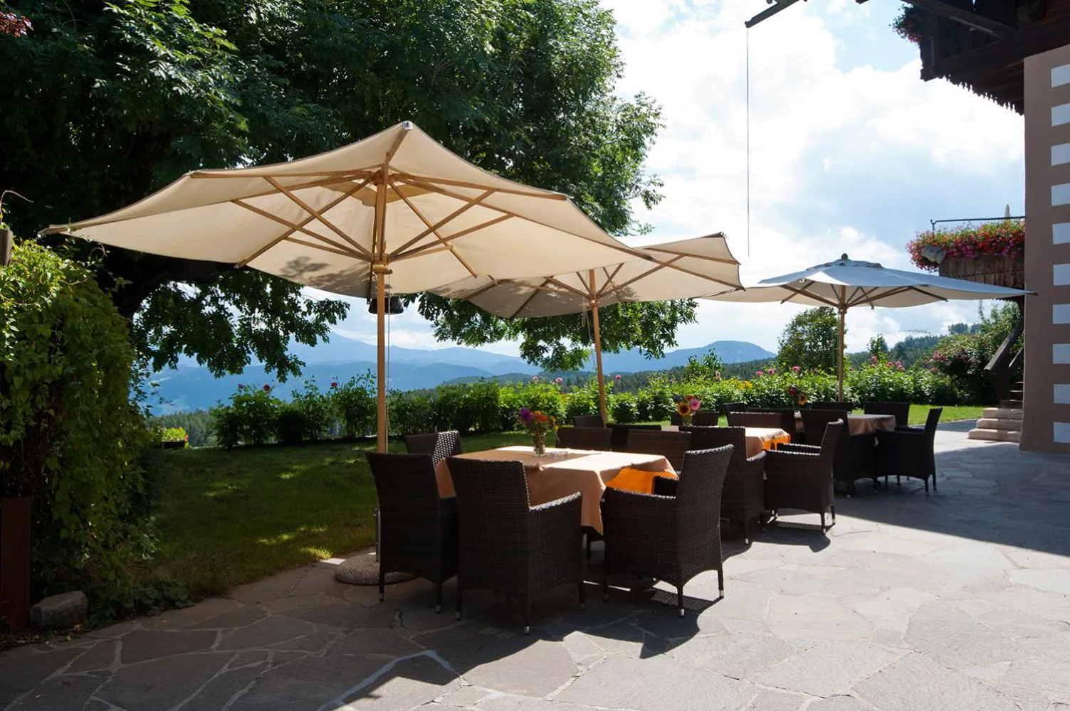 Patio in Hotel Ansitz Kematen ***S