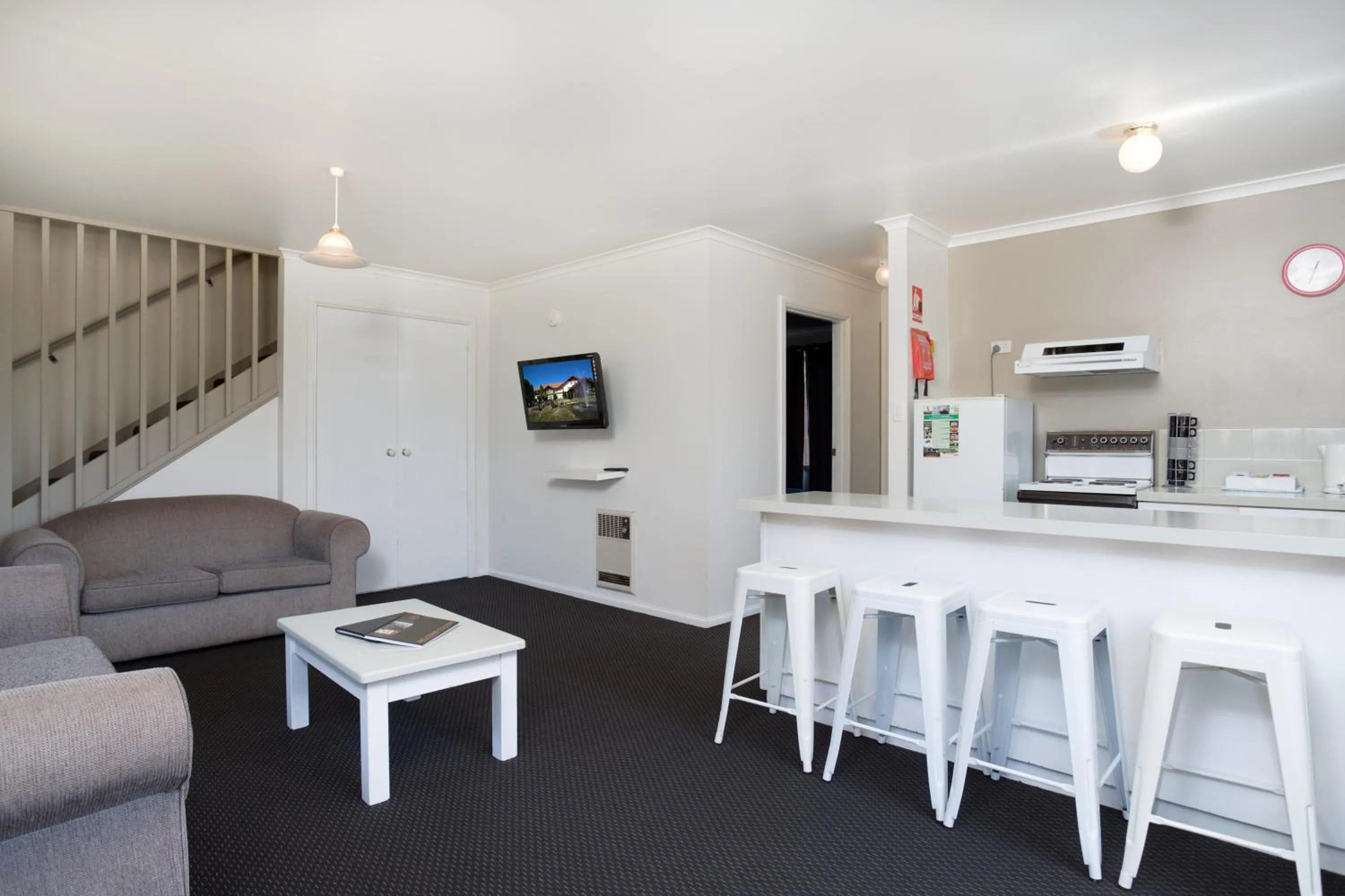 Kitchen or kitchenette in Tamar Valley Resort Grindelwald