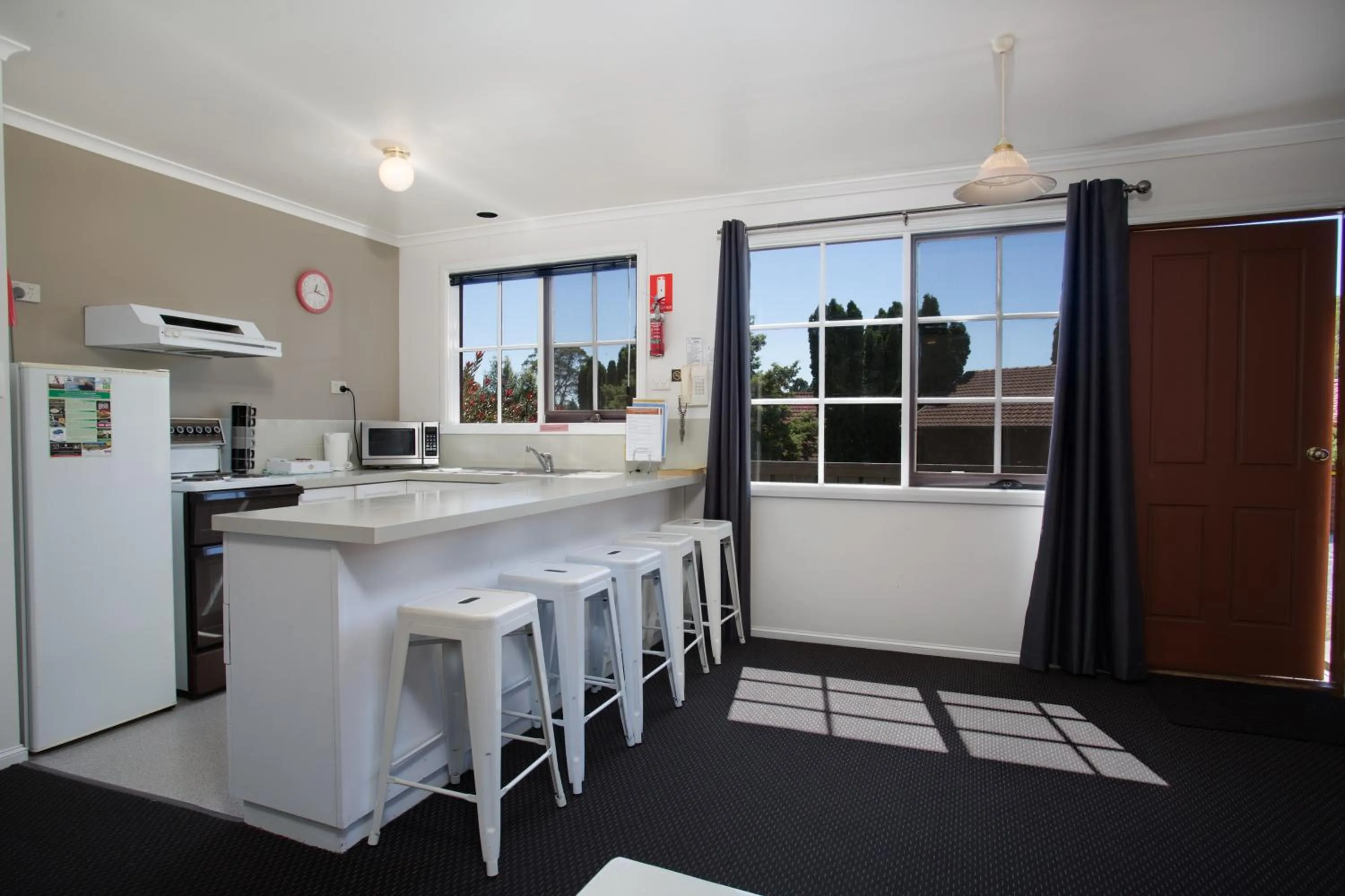 Kitchen or kitchenette in Tamar Valley Resort Grindelwald