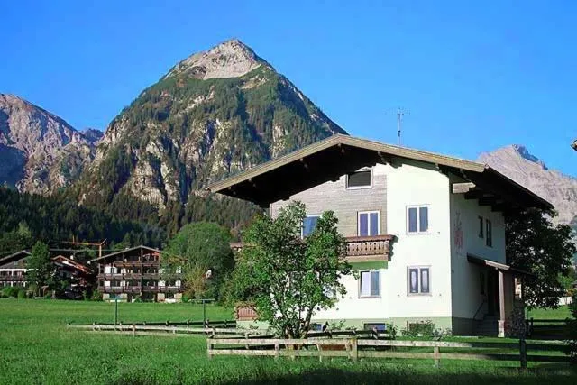 Summer in Haus Bauer