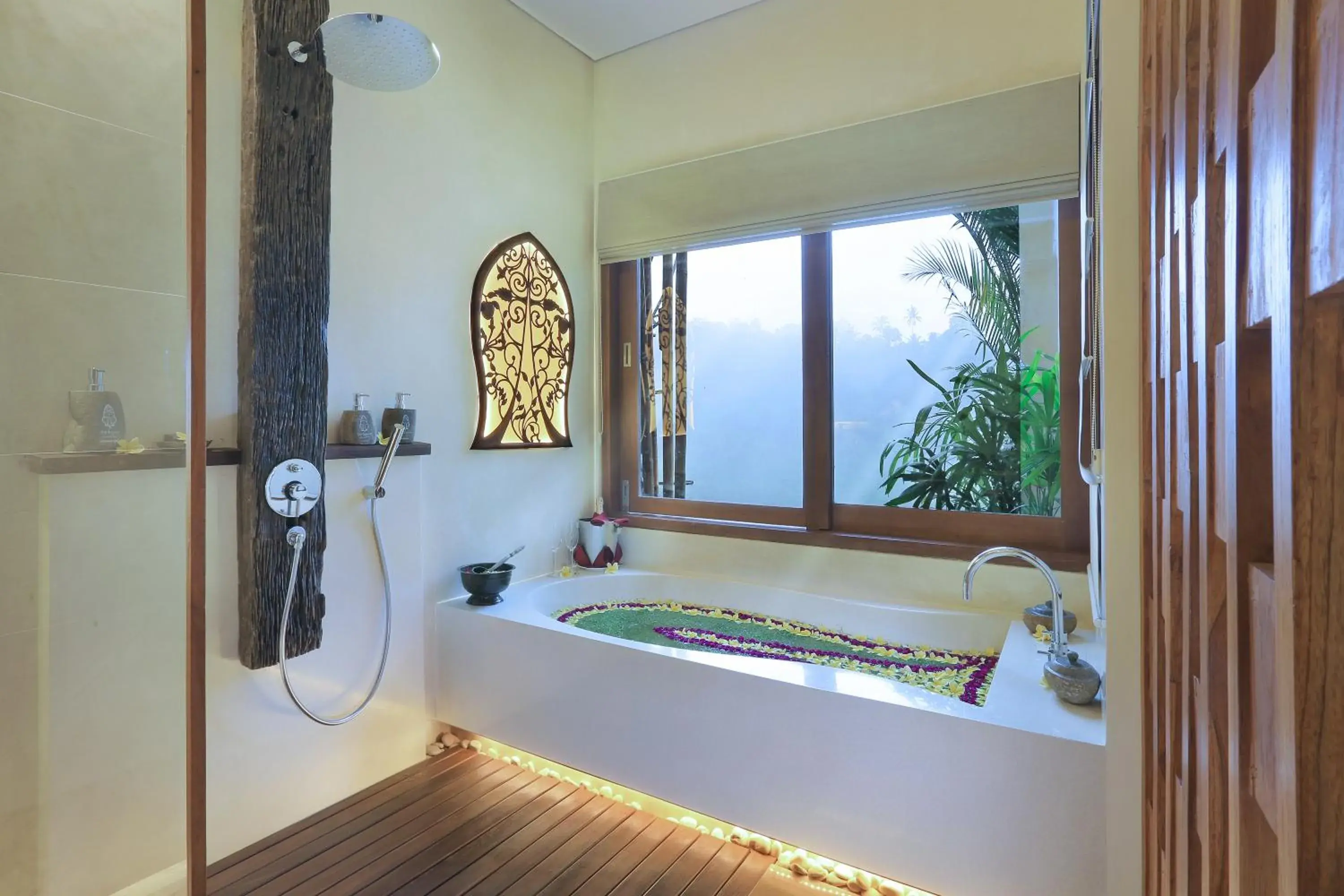 Bathroom in The Kayon Jungle Resort