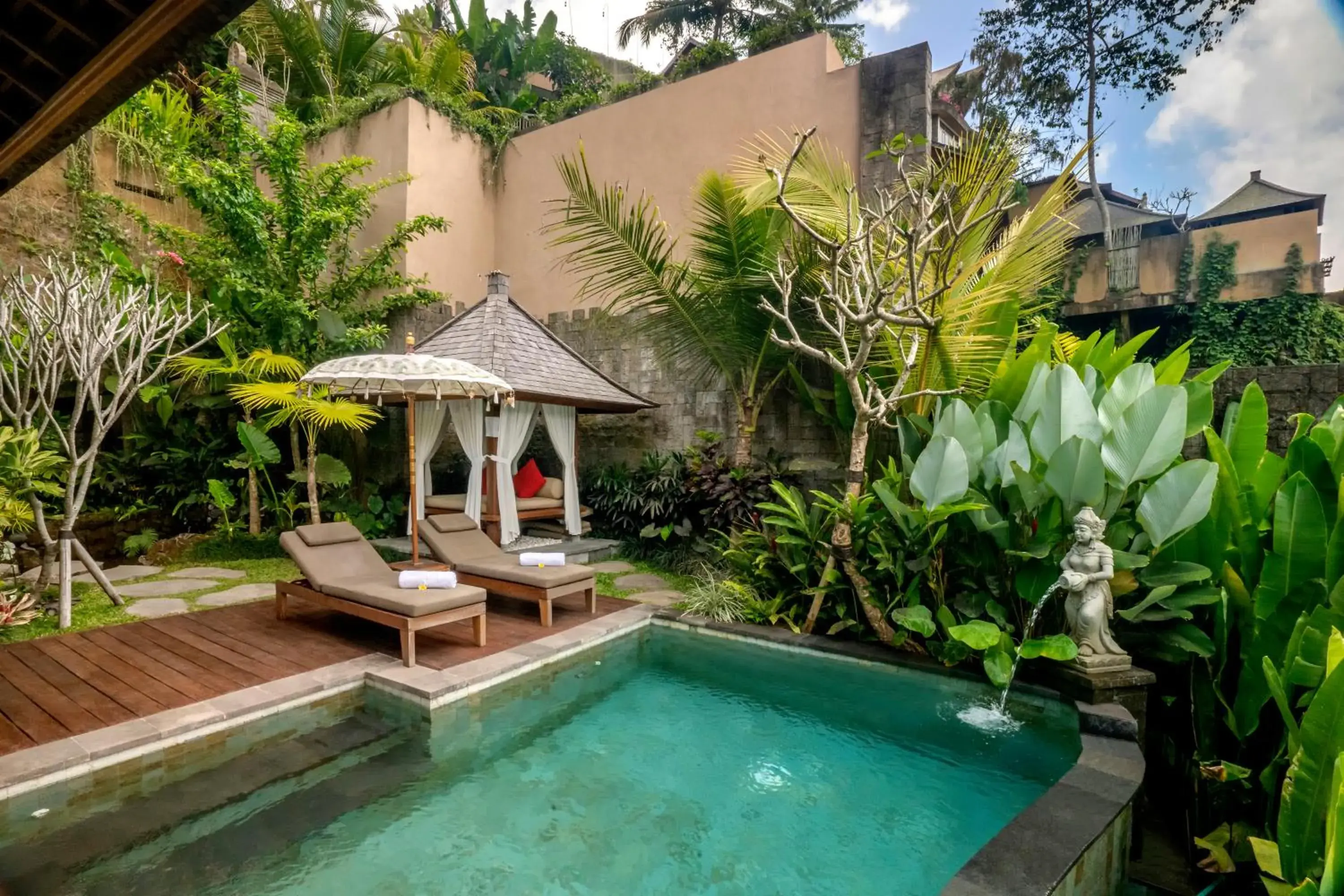 Balcony/Terrace, Swimming Pool in The Kayon Jungle Resort