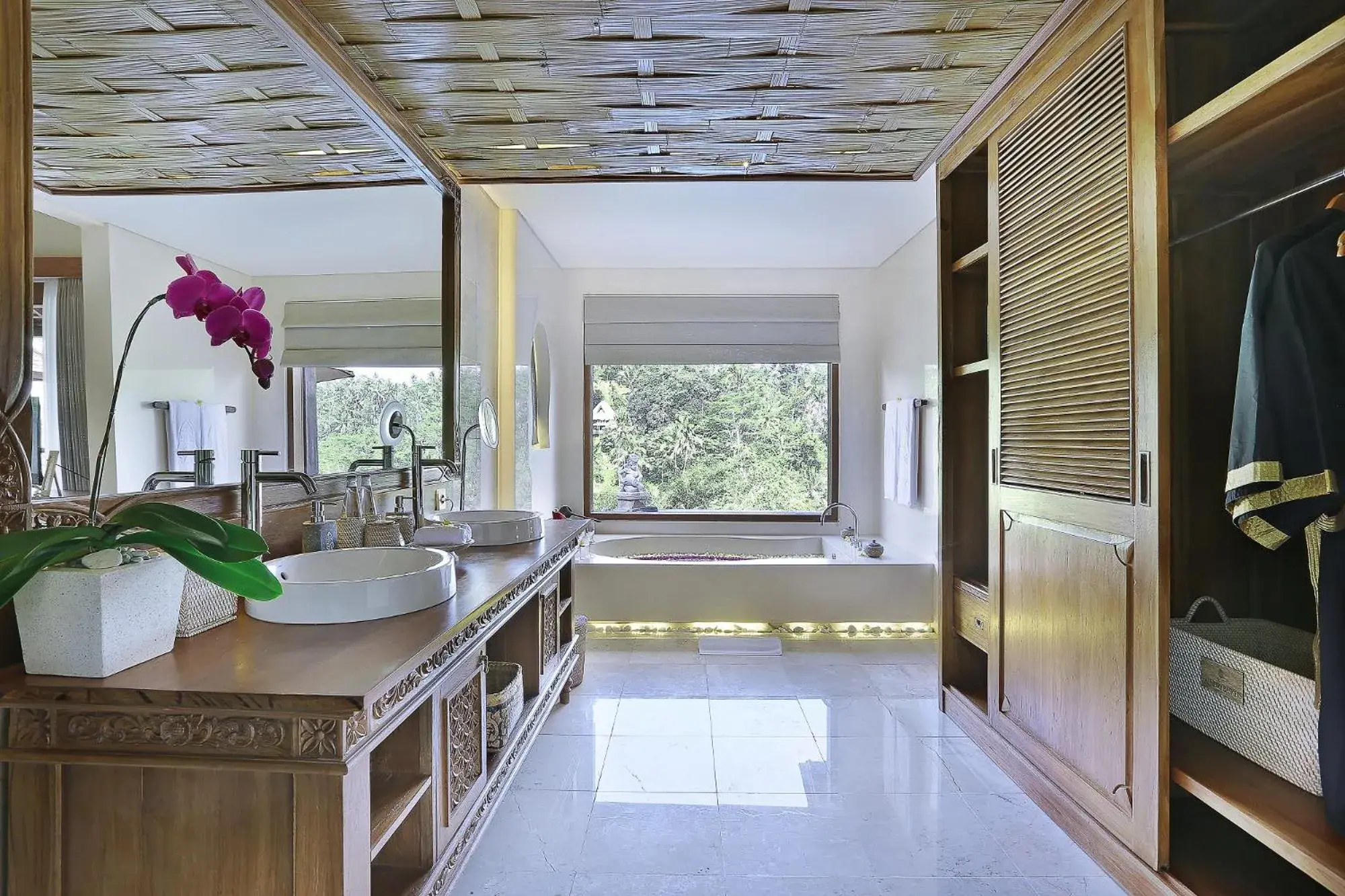 Bathroom in The Kayon Jungle Resort