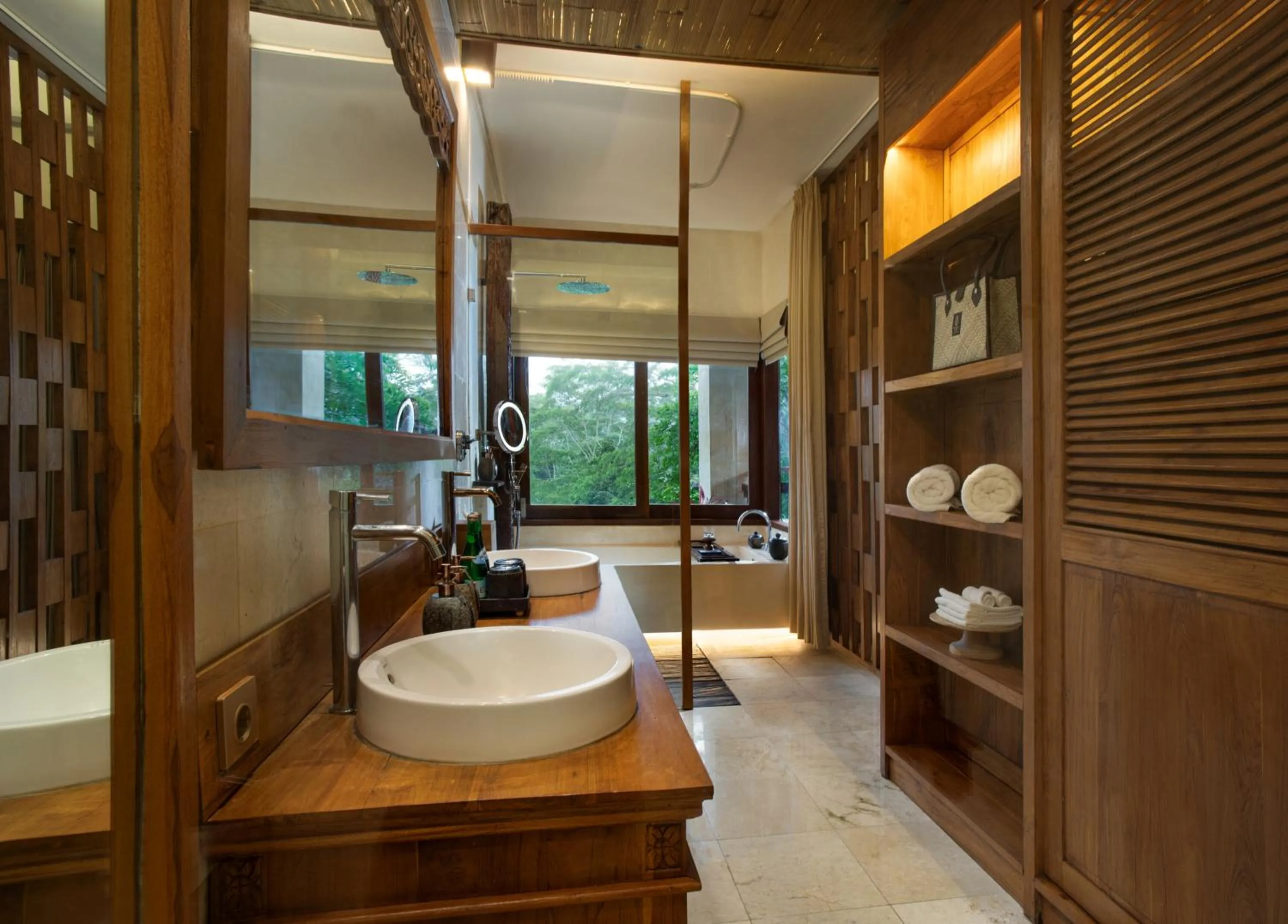 Bathroom in The Kayon Jungle Resort
