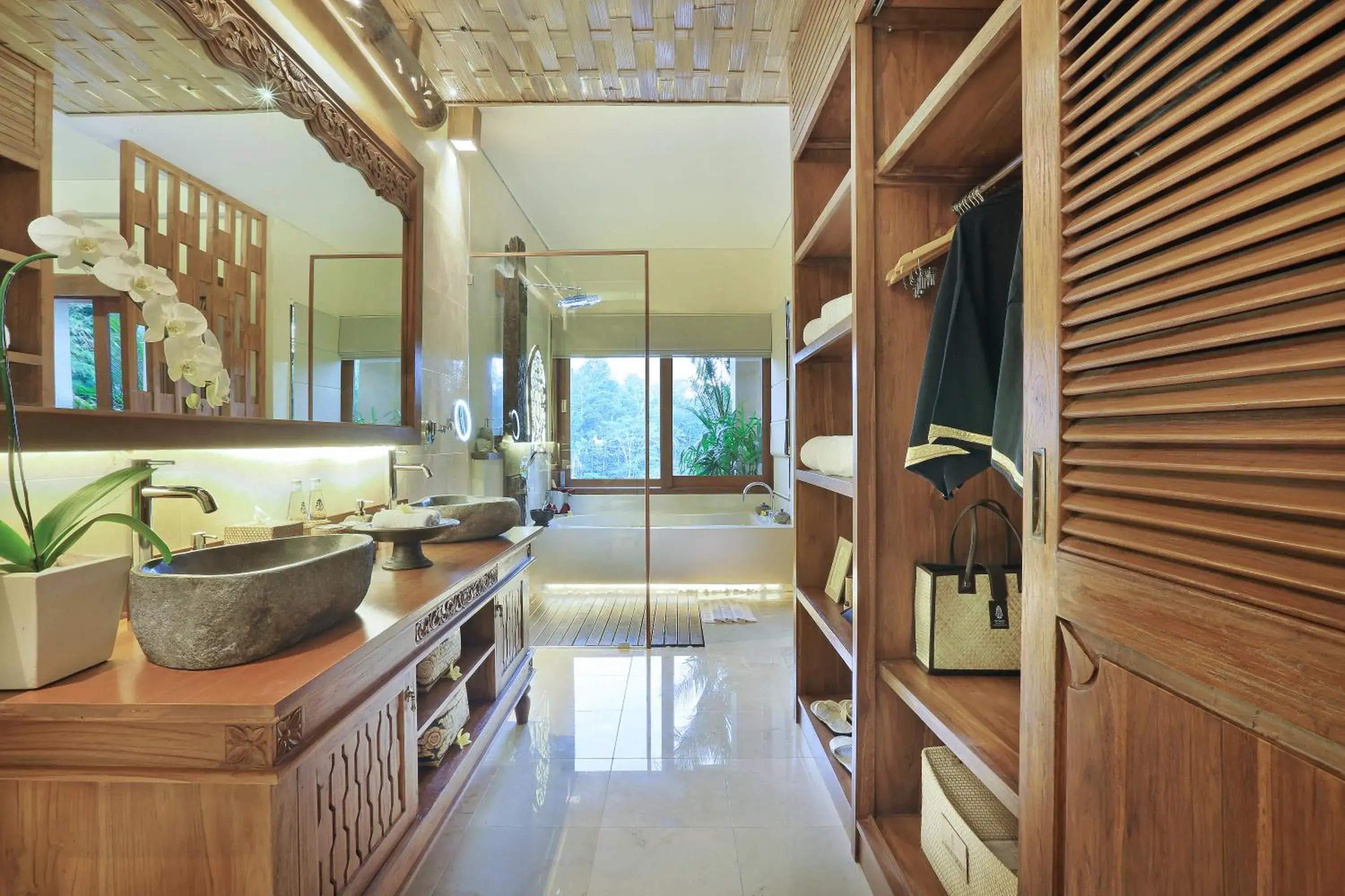 Bathroom in The Kayon Jungle Resort