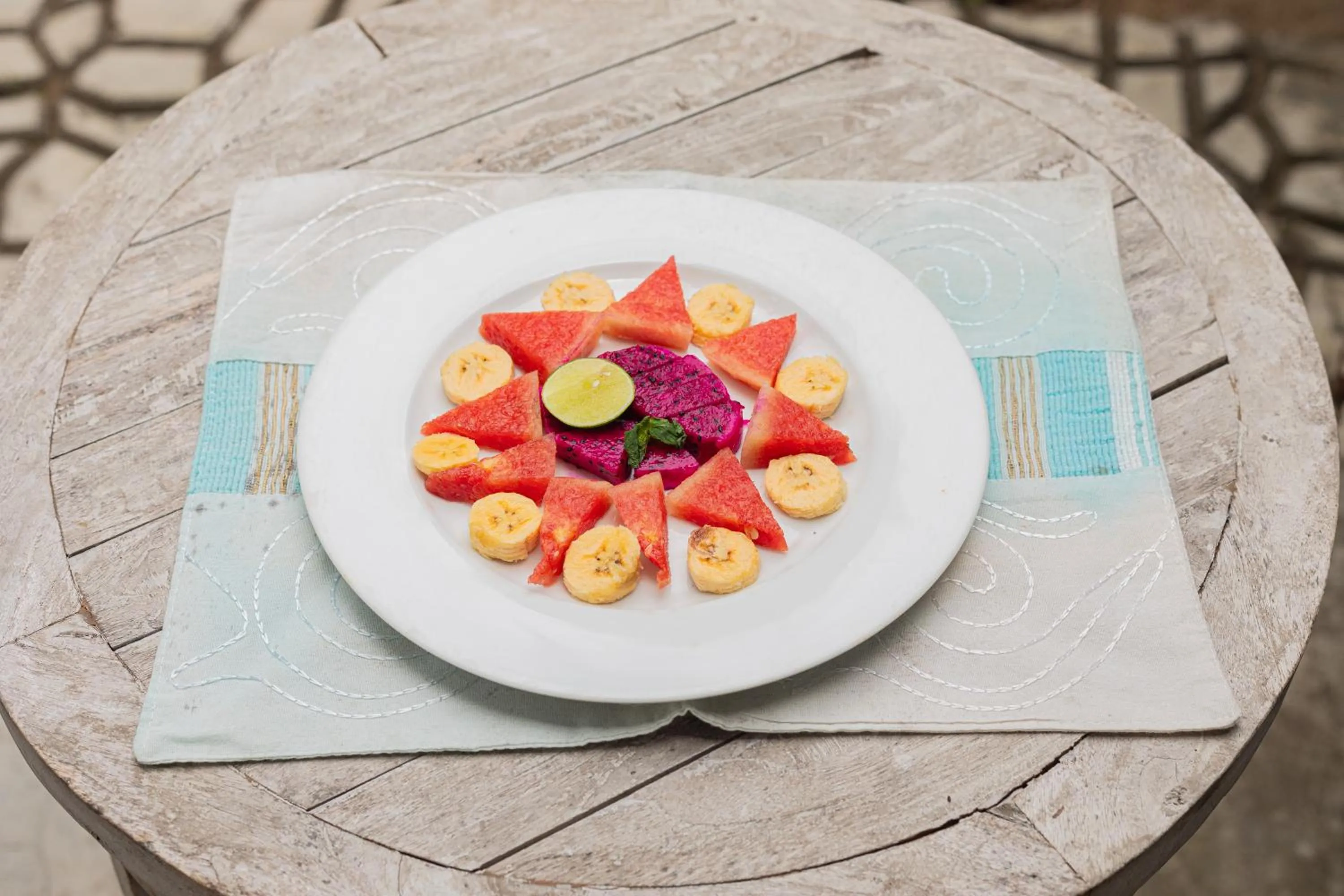 Breakfast in Golden Hill Cottage Nusa Penida