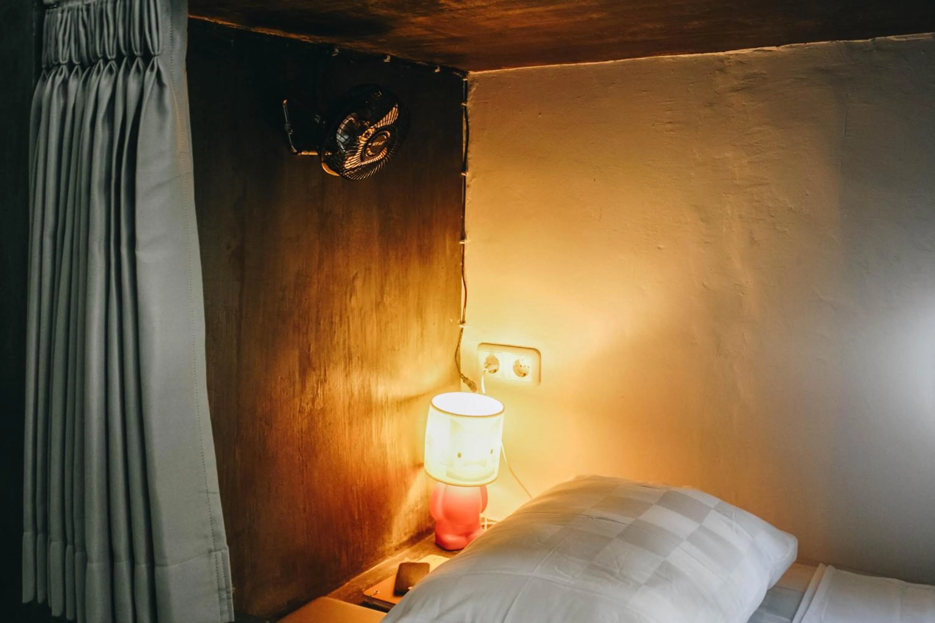 bunk bed, Bed in Mellow Hostel