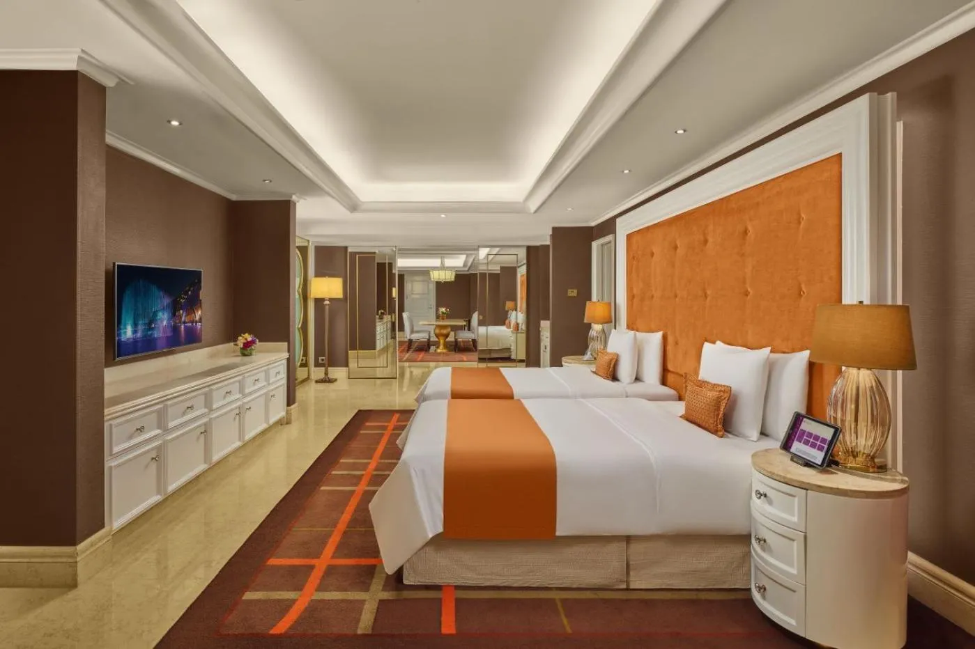 Bedroom, Bed in Okada Manila