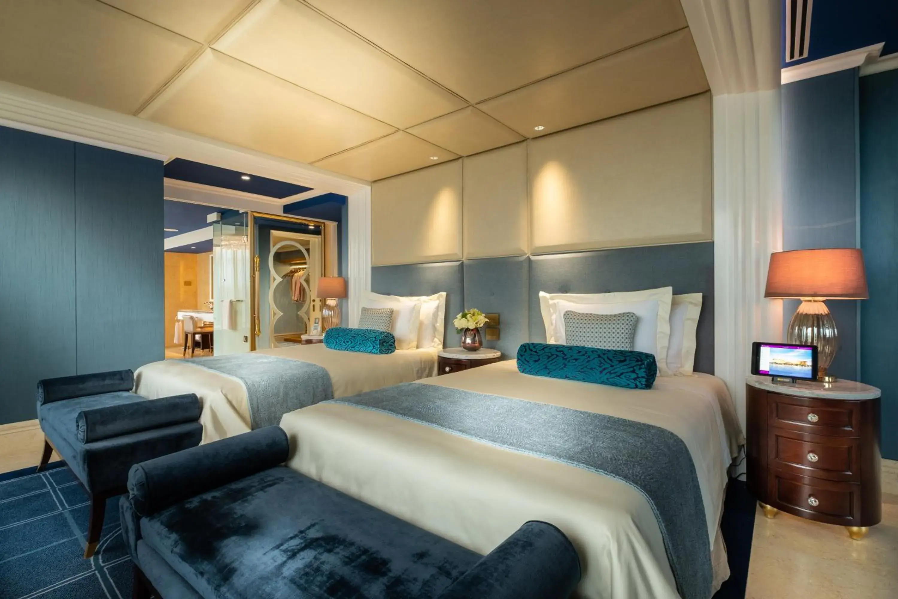 Manila Bay Suite with Executive Lounge Access in Okada Manila Manila Bay Suite with Executive Lounge Access in Okada Manila