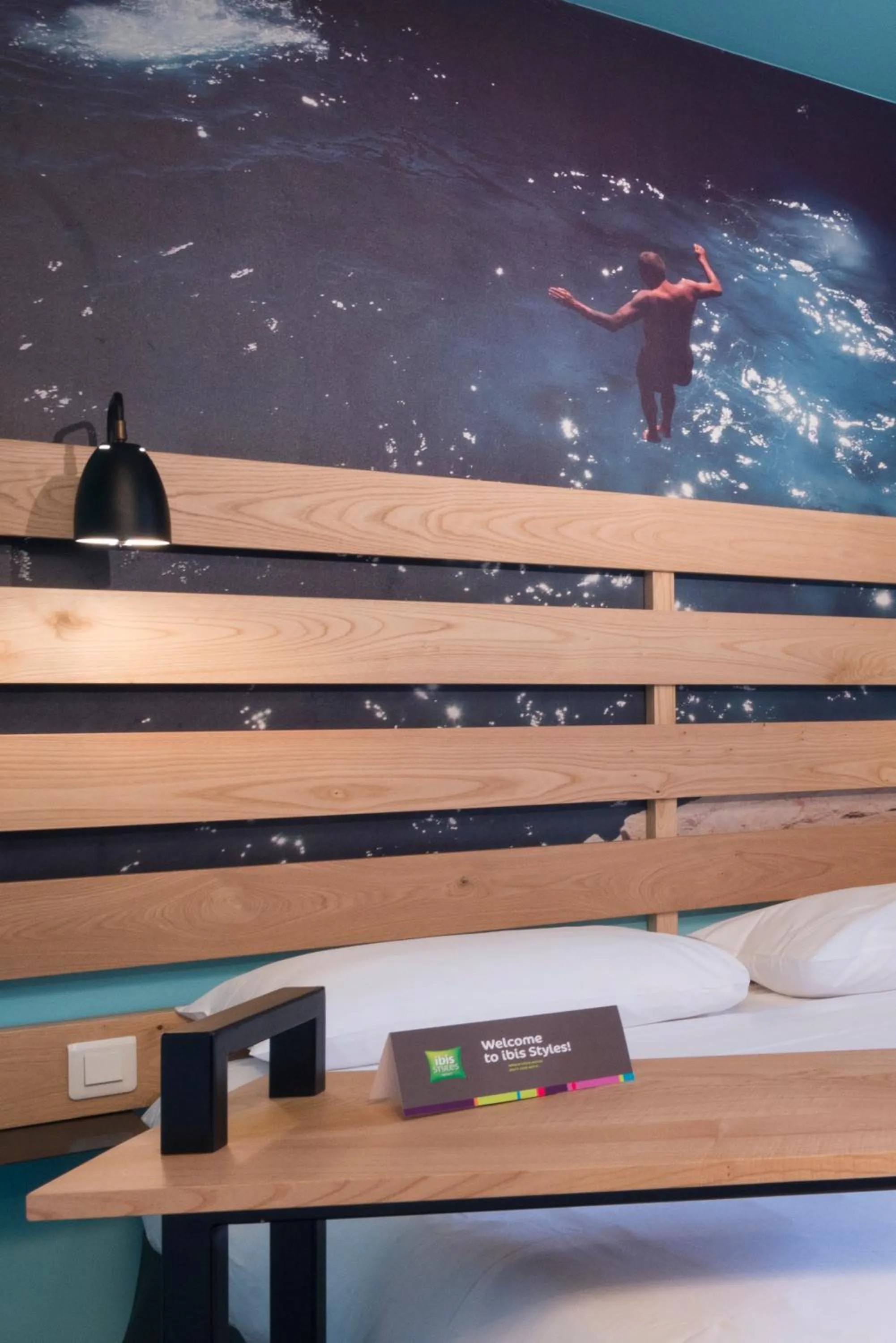 Photo of the whole room, Bed in ibis Styles Calais Centre