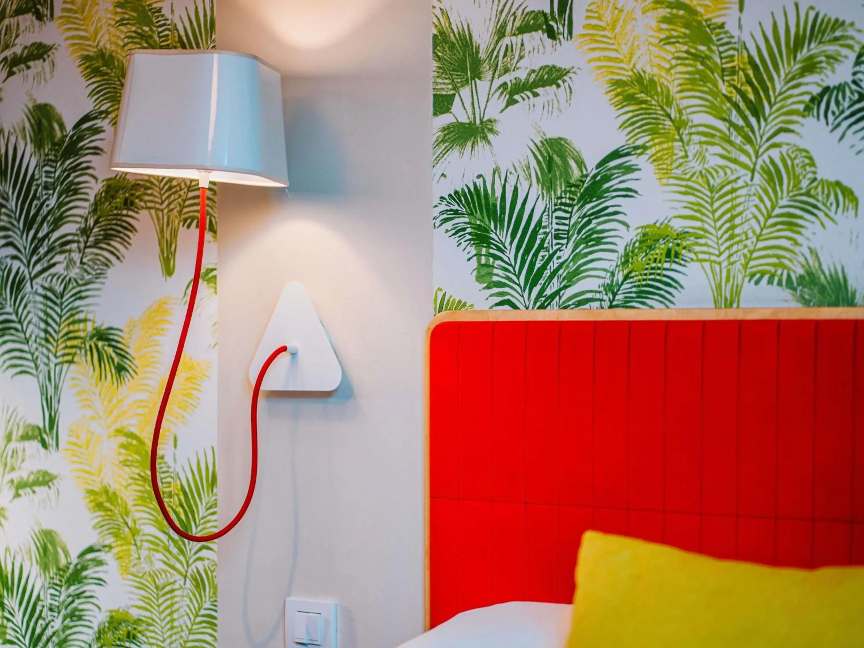 Bedroom in ibis Styles Calais Centre Bedroom in ibis Styles Calais Centre