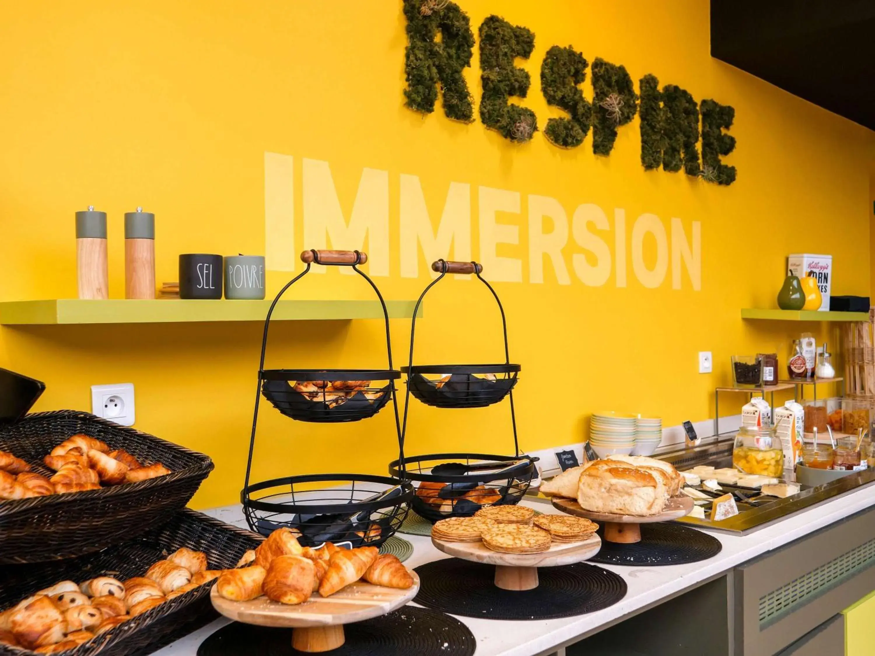 Breakfast in ibis Styles Calais Centre Breakfast in ibis Styles Calais Centre