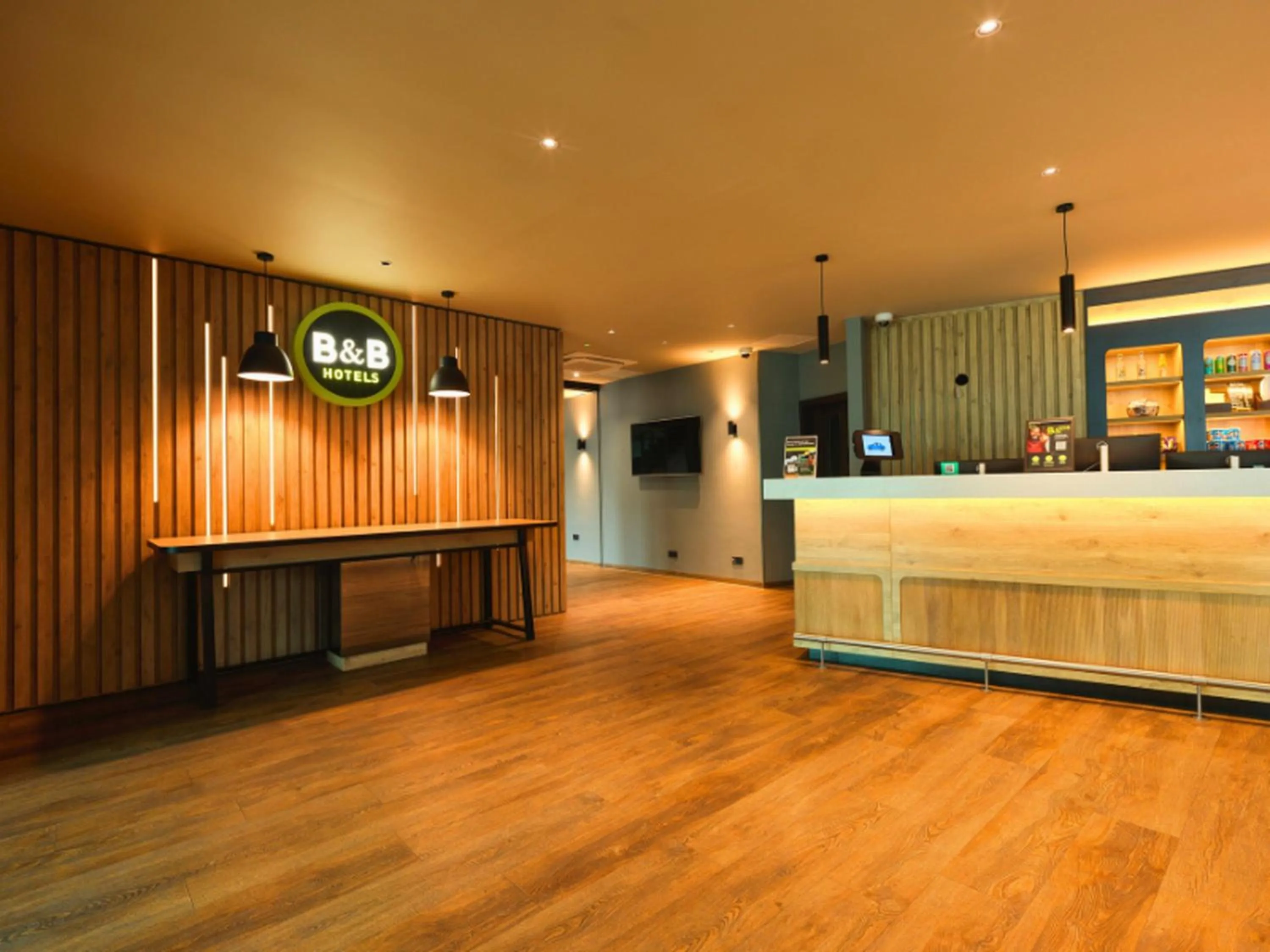 Lobby or reception in B&B HOTEL Derby