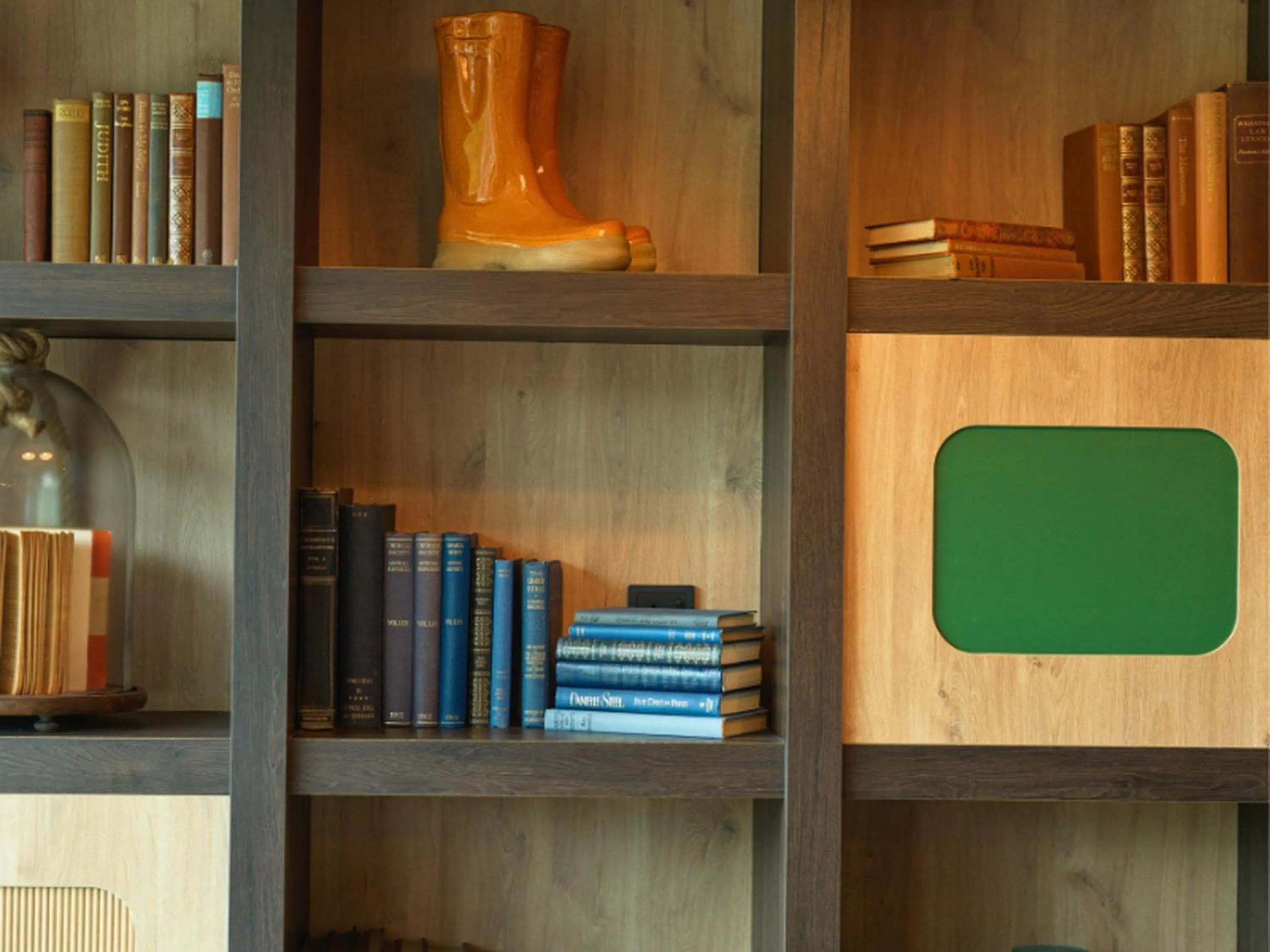 Lobby or reception in B&B HOTEL Derby