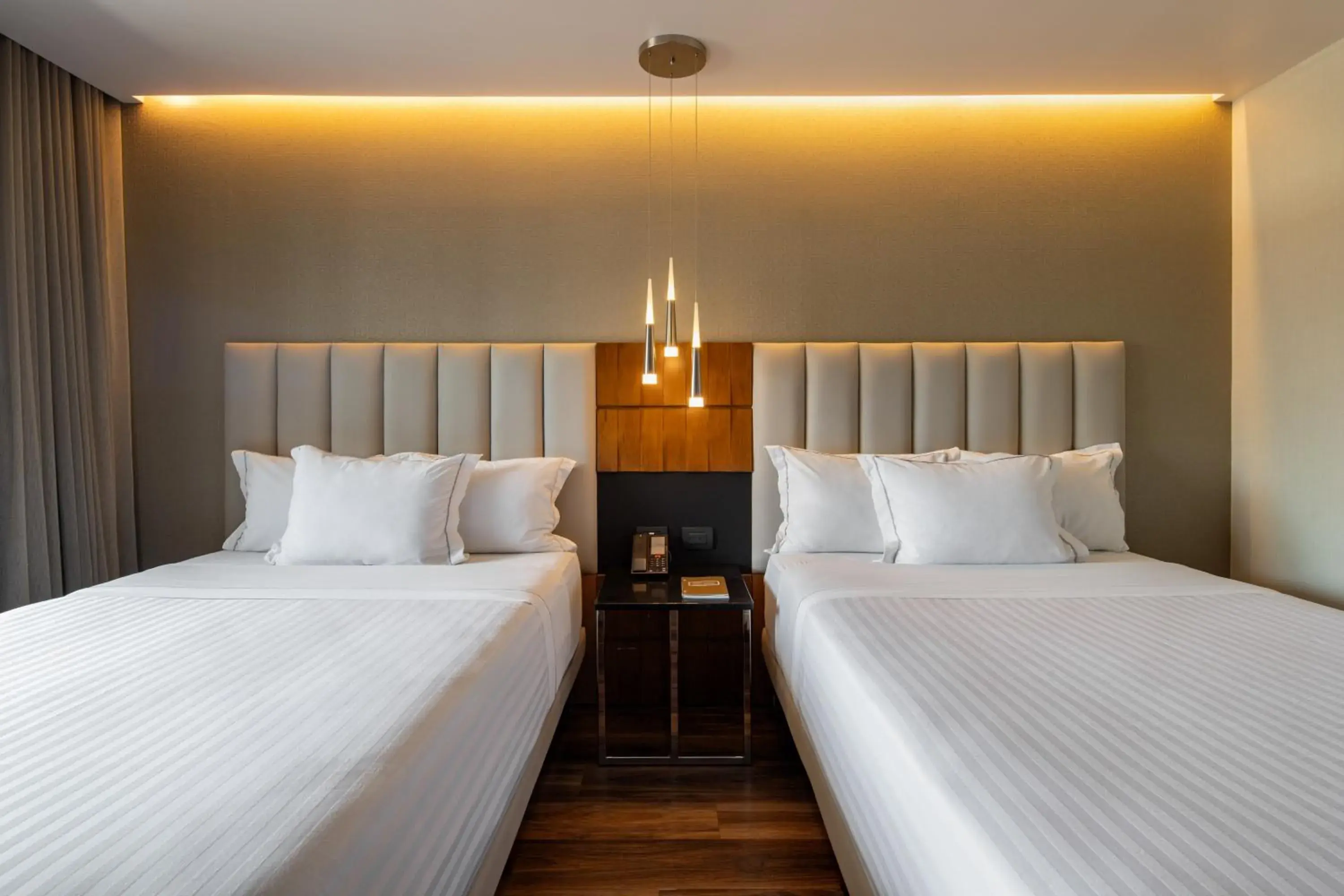 Bed in Hotel Real del Rio Bed in Hotel Real del Rio