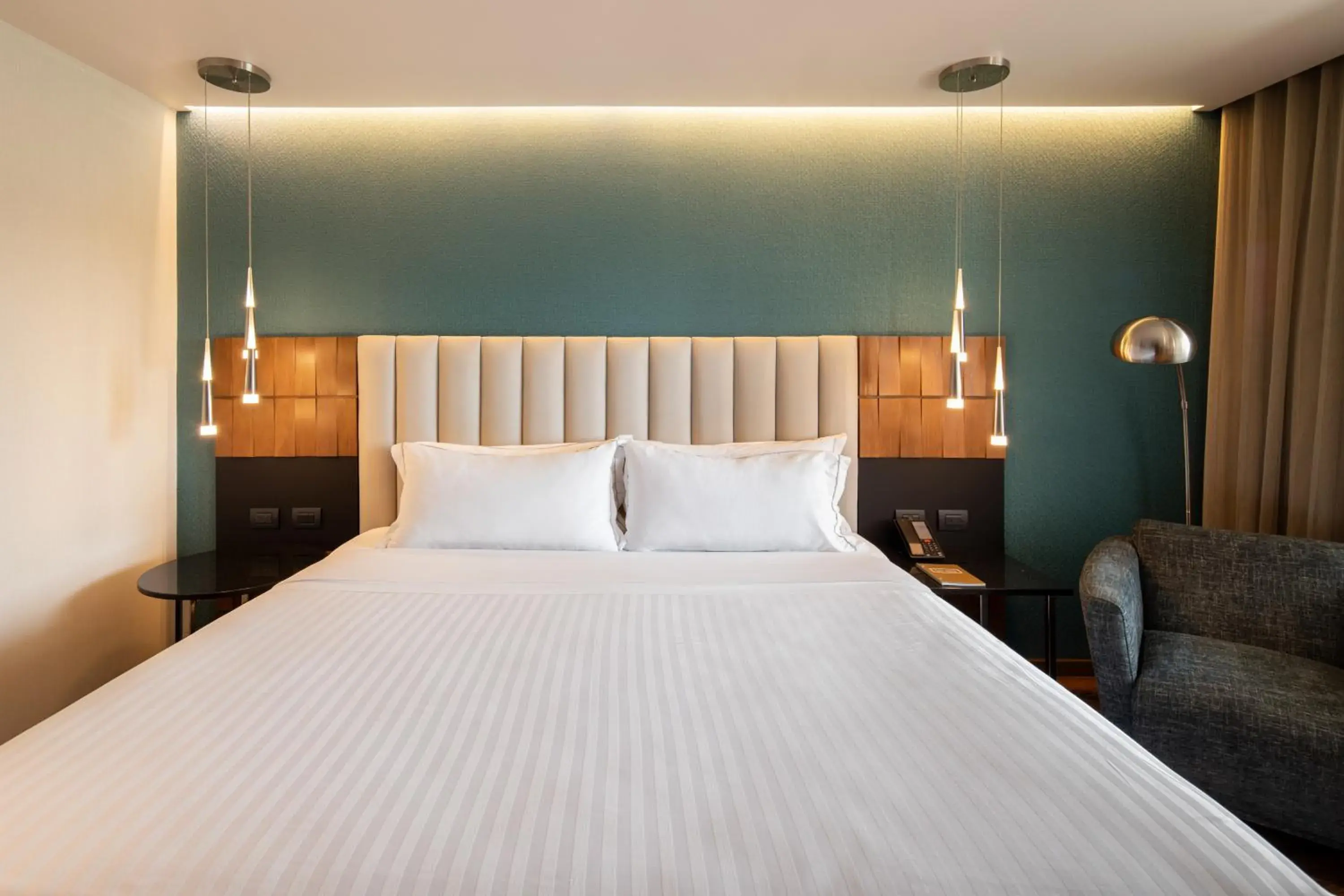 Bed in Hotel Real del Rio Bed in Hotel Real del Rio