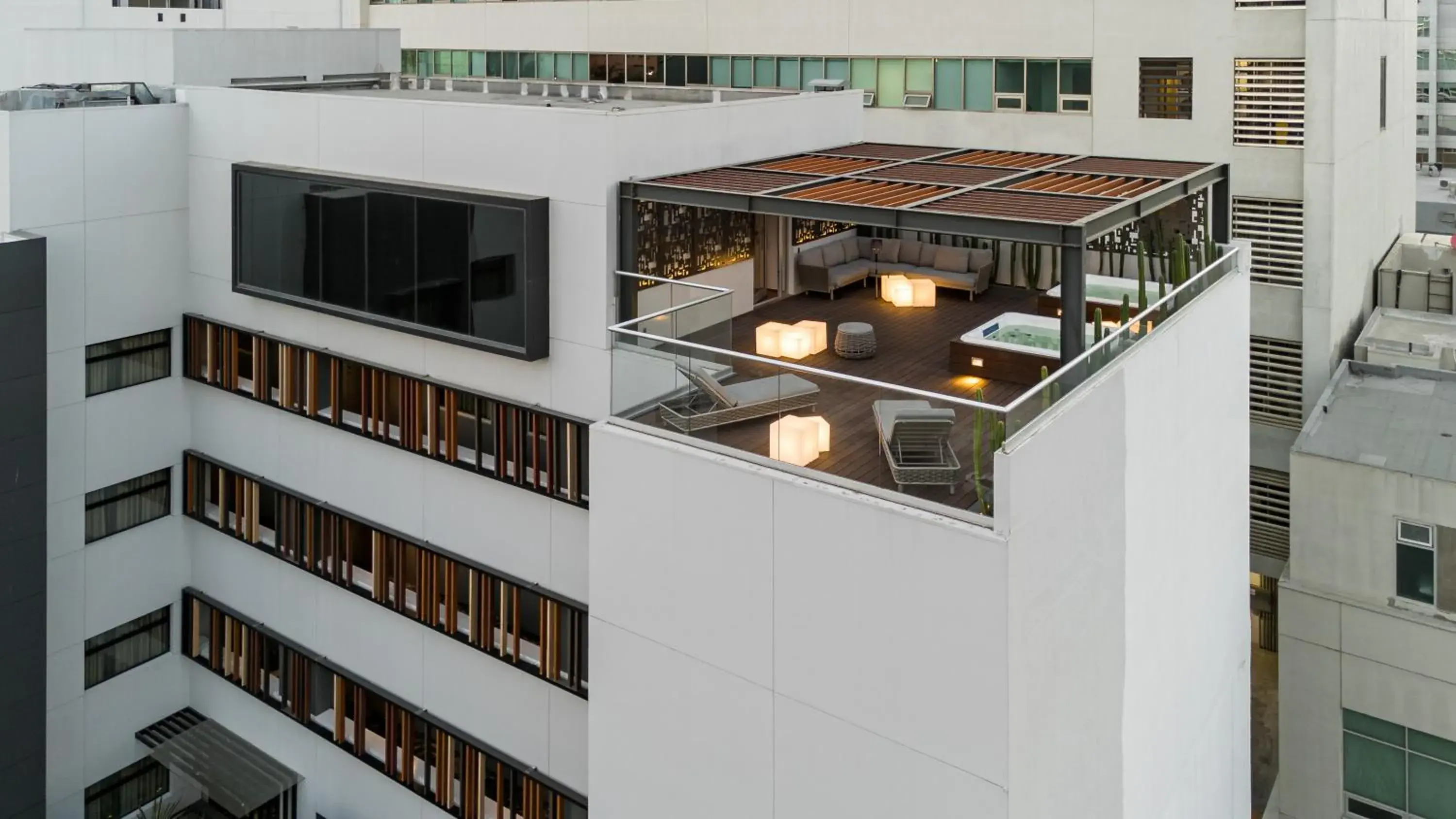 Property building in Hotel Real del Rio Property building in Hotel Real del Rio