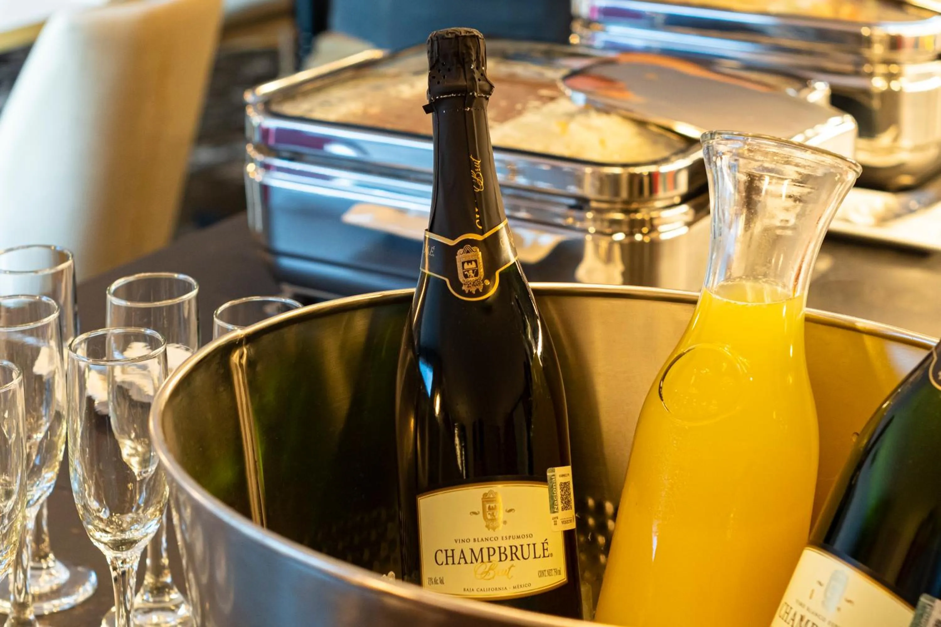 Restaurant/places to eat in Hotel Real del Rio