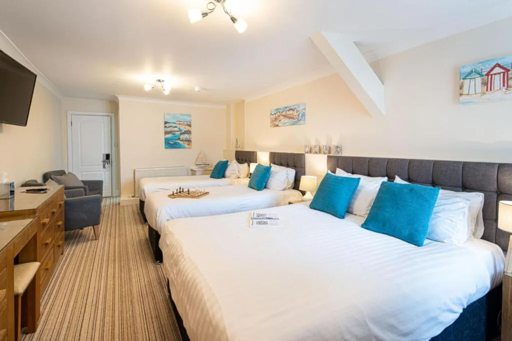 Bedroom, Bed in Gwbert Hotel