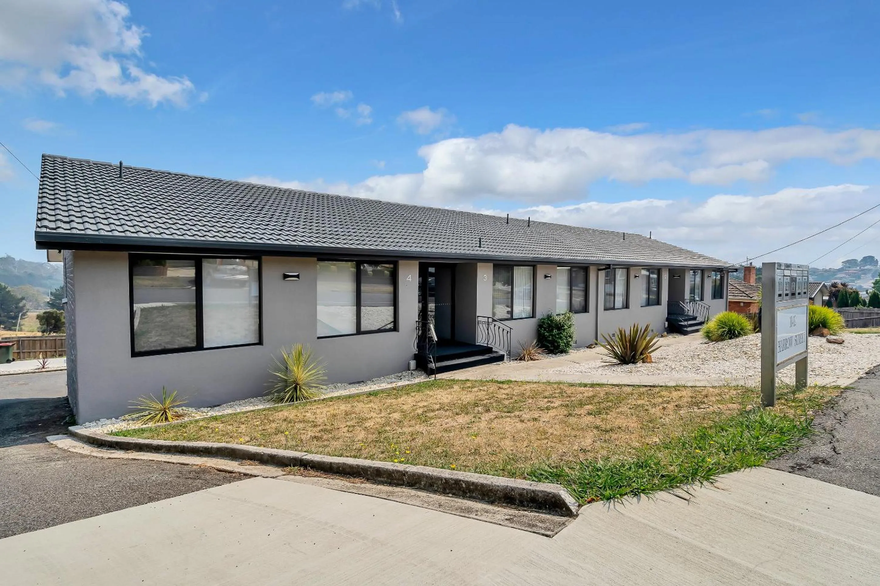 Property building in Youngtown Executive Apartments - 2BR included, Free Parking & Wifi, Sofa Bed & Cot fee applies