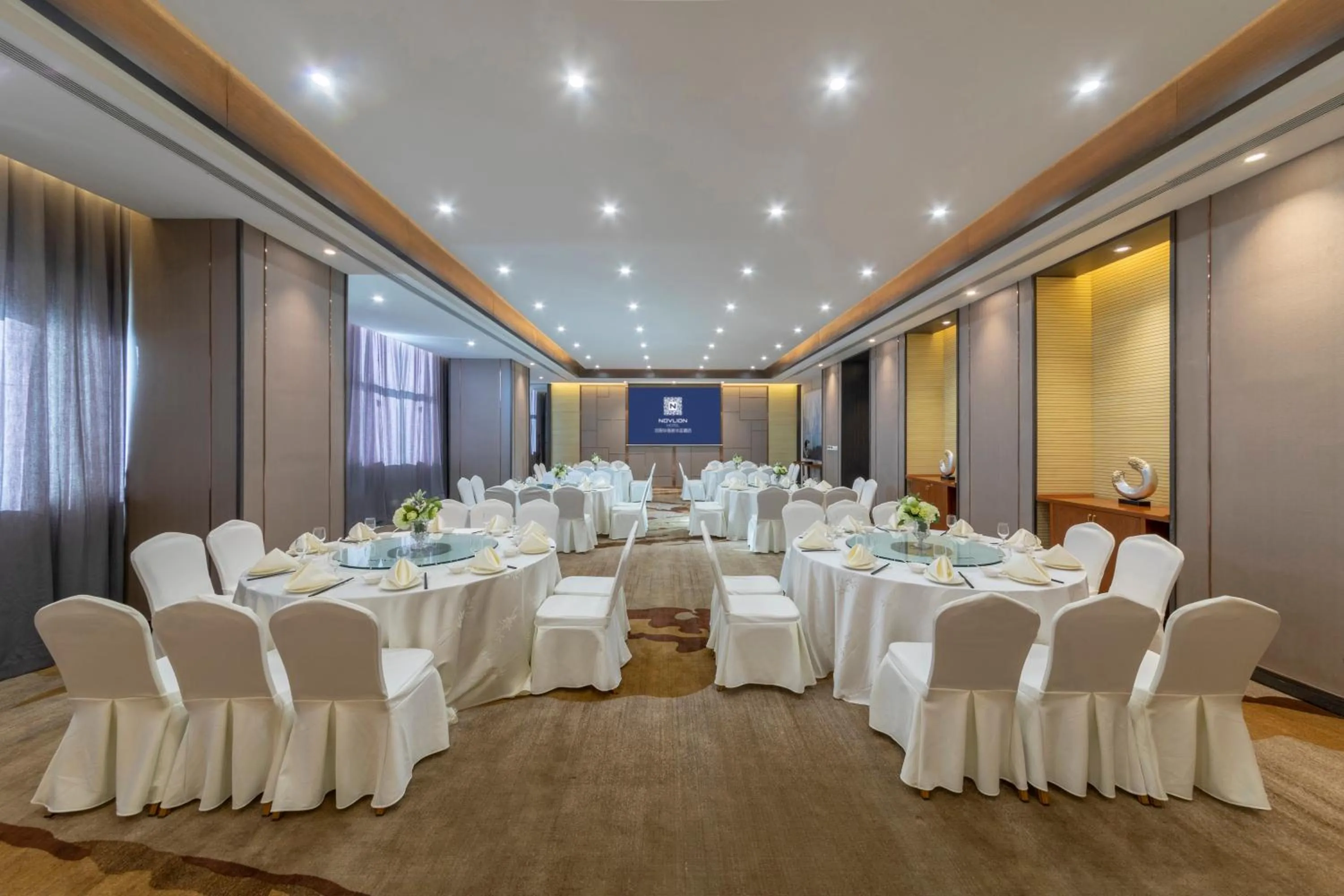Business facilities in Shenyang Huaqiang Novlion Hotel