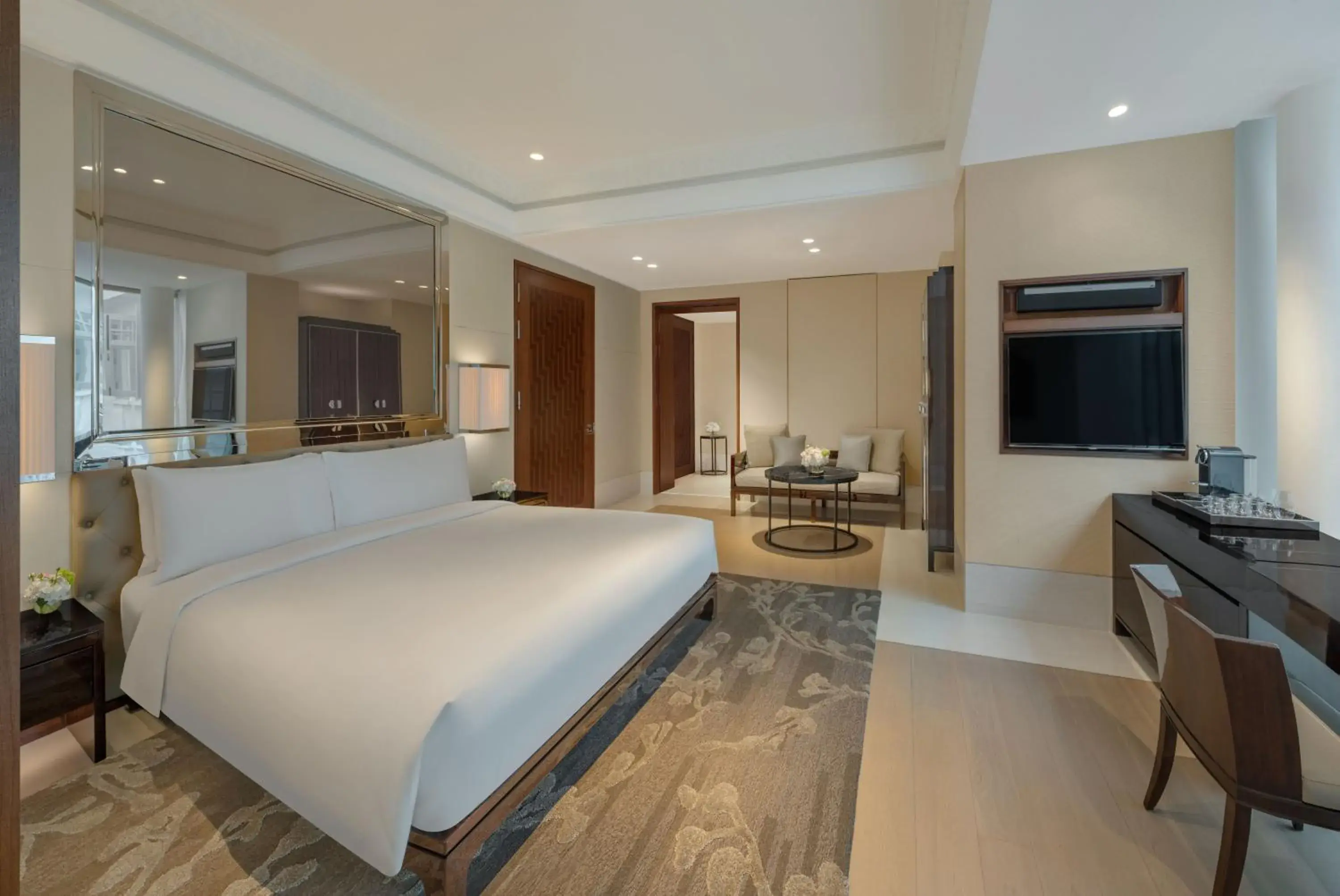 Grand Family Room - single occupancy in The Capitol Kempinski Hotel Singapore Grand Family Room - single occupancy in The Capitol Kempinski Hotel Singapore