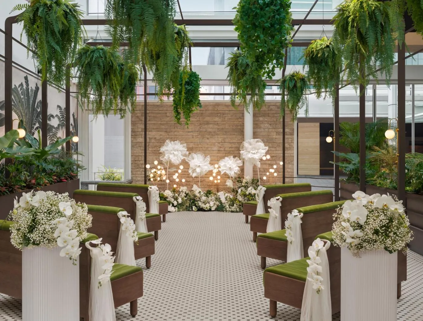 Restaurant/places to eat in The Capitol Kempinski Hotel Singapore