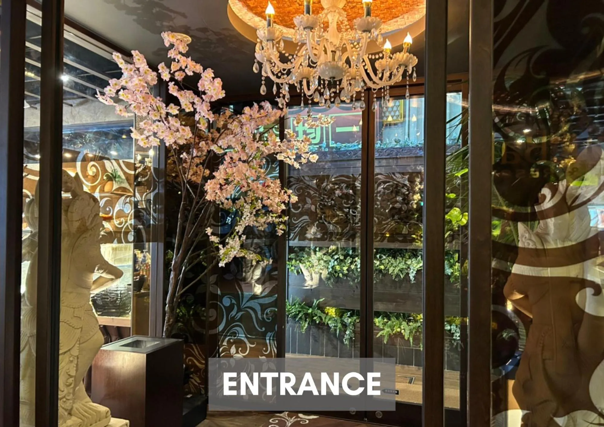 Property building in HOTEL PetitBali Higashi-Shinjuku