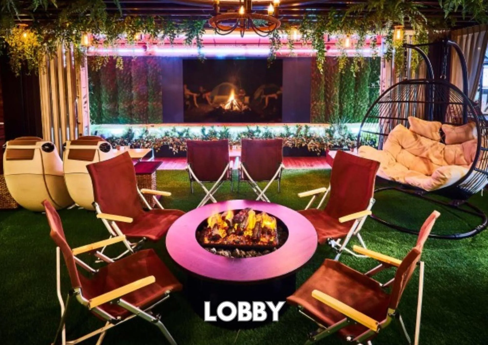 Communal lounge/ TV room in HOTEL PetitBali Higashi-Shinjuku