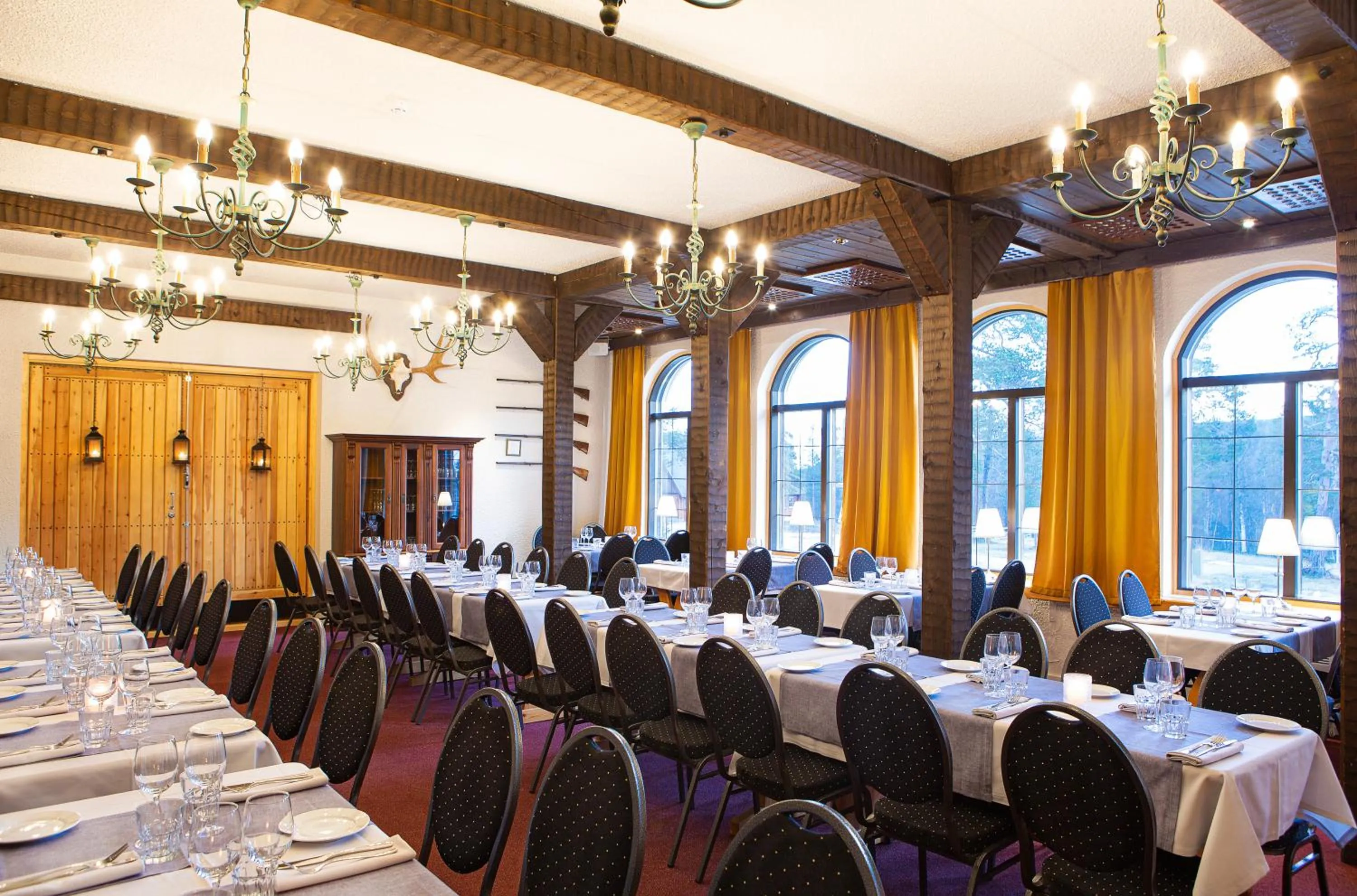 Restaurant/places to eat in Lapland Hotels Riekonlinna