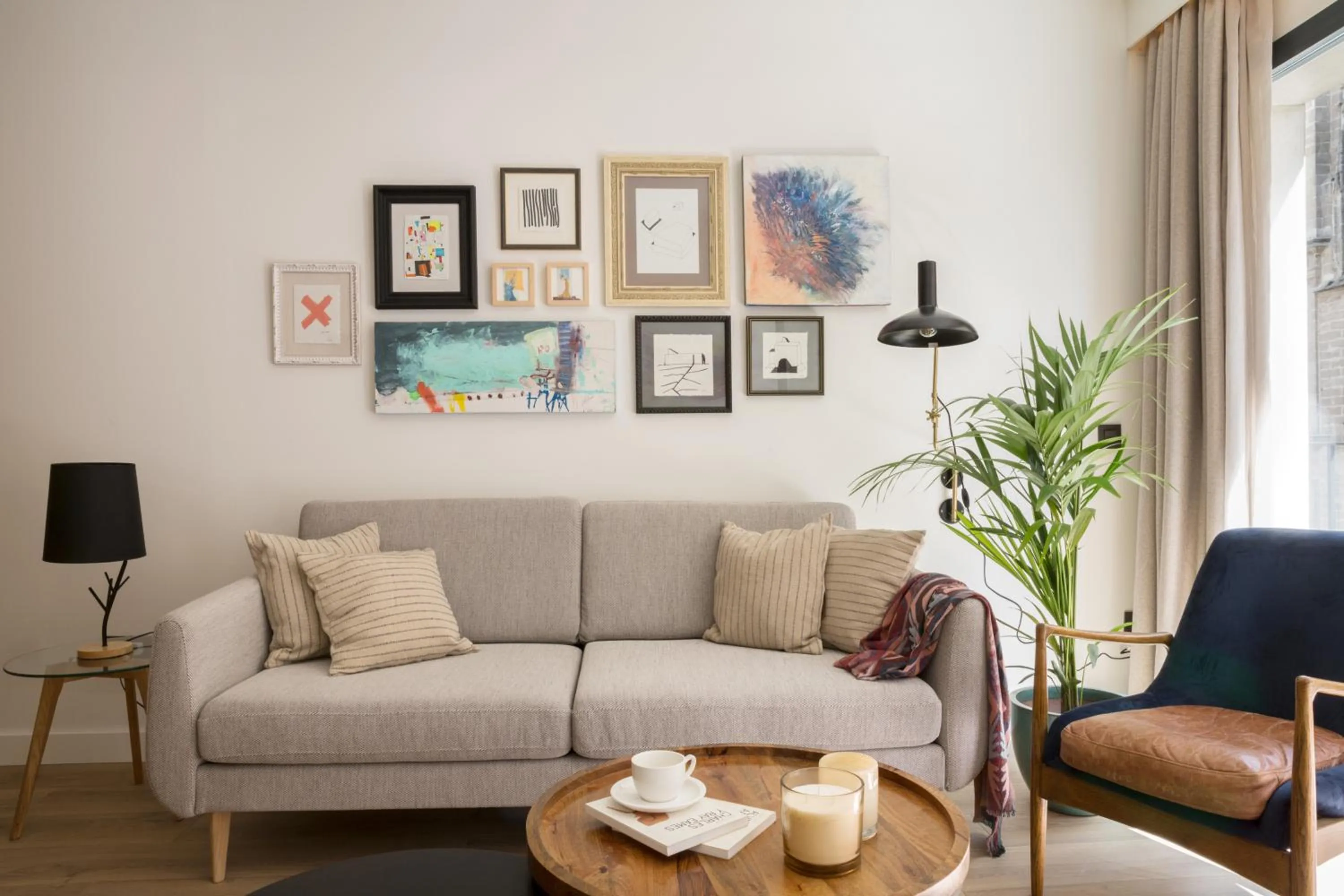 Living room in Puerta Catedral Suites
