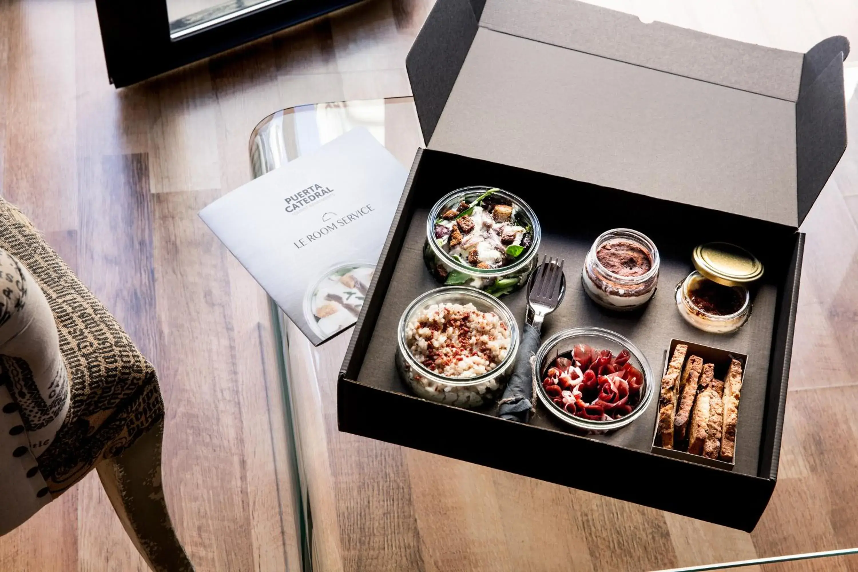 Food and drinks in Puerta Catedral Suites Food and drinks in Puerta Catedral Suites