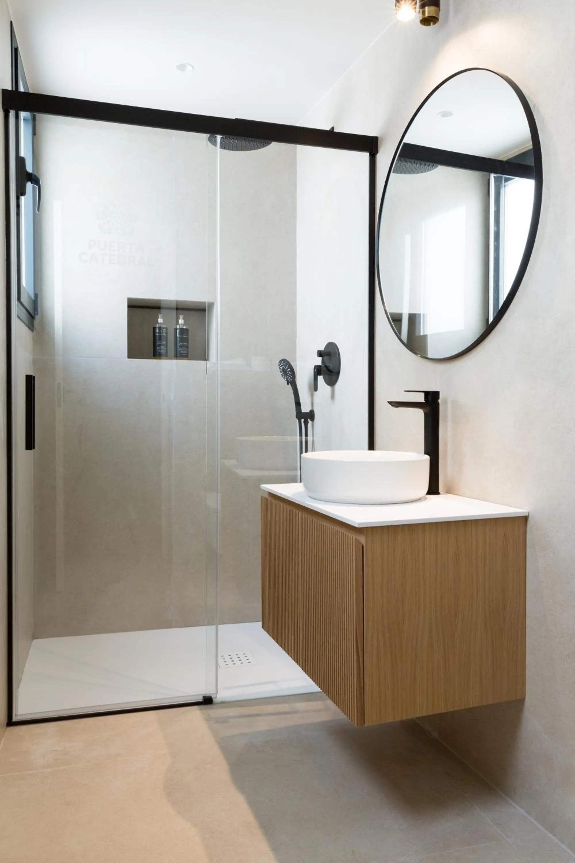 Bathroom in Puerta Catedral Suites