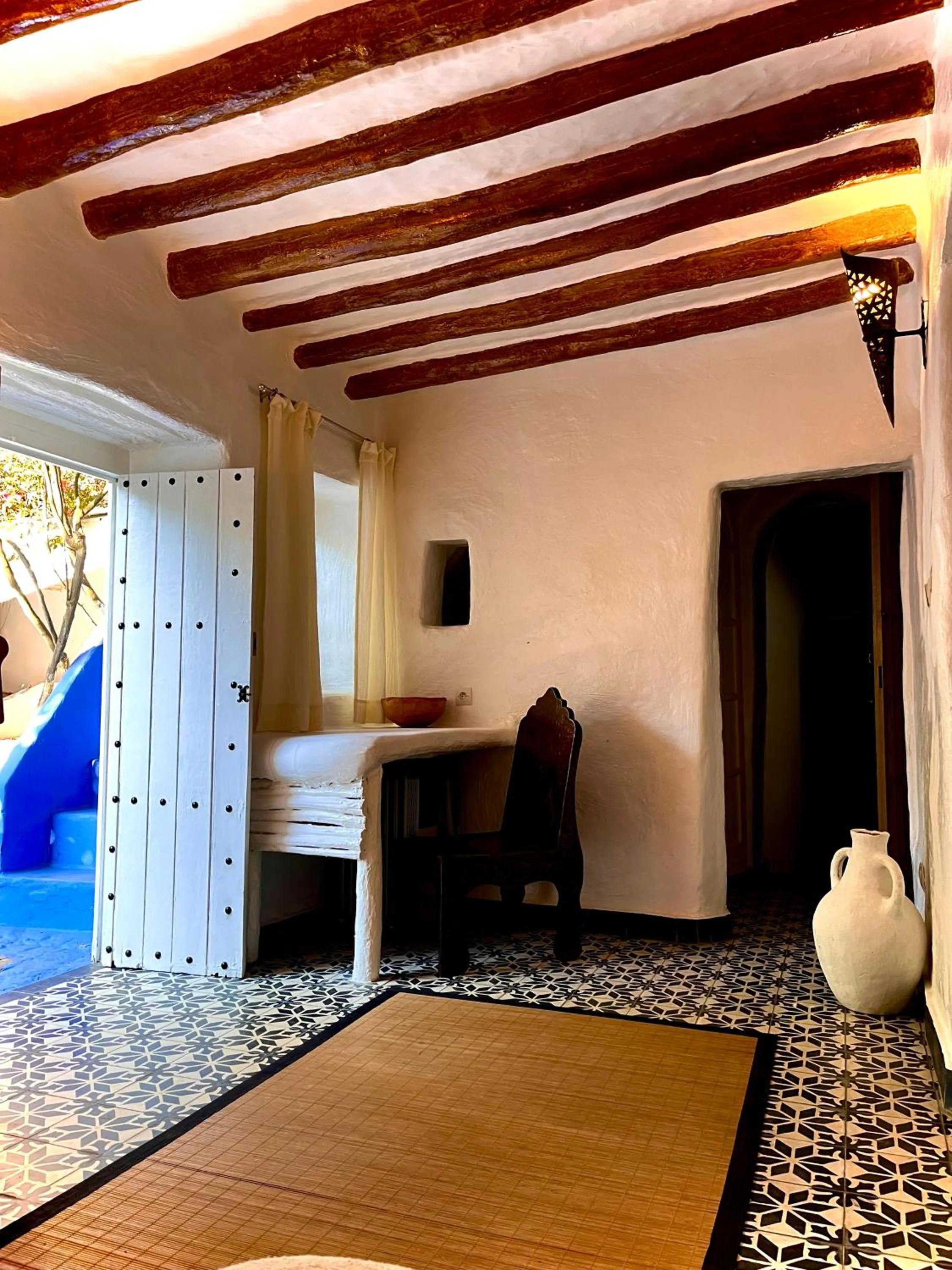 Photo of the whole room in Maison d'hotes Berbari