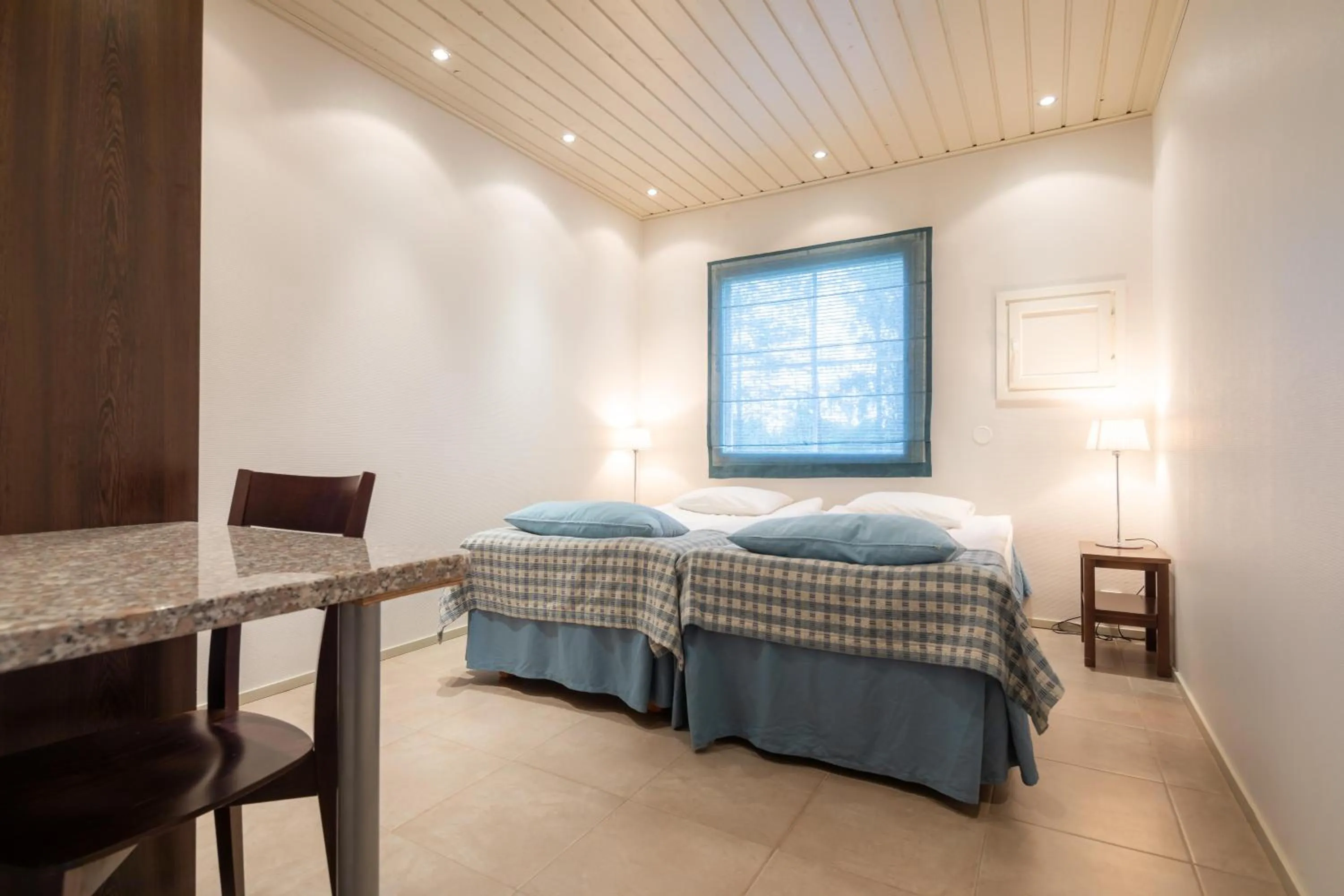 Bed in Lapland Hotels Äkäshotelli