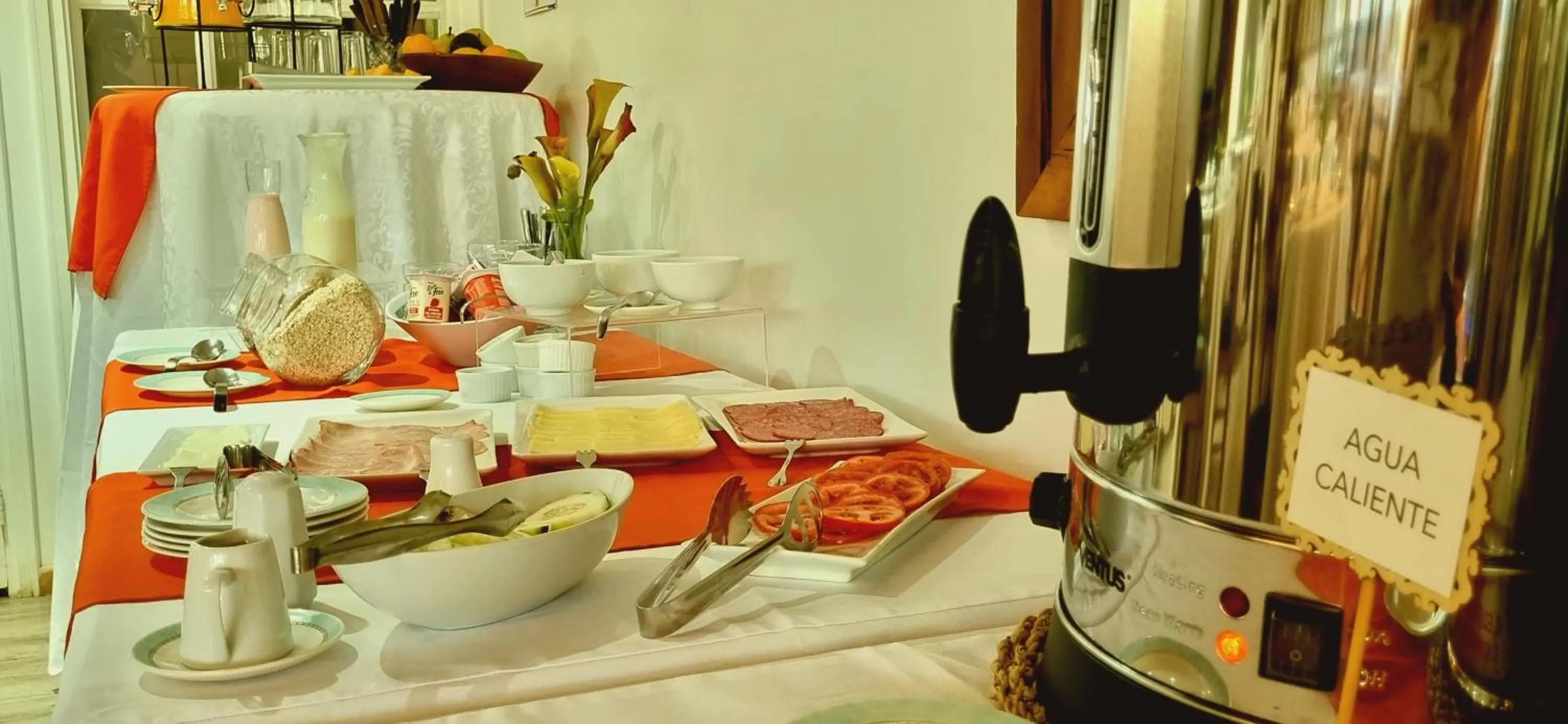 Restaurant/places to eat in Hotel Geronimo