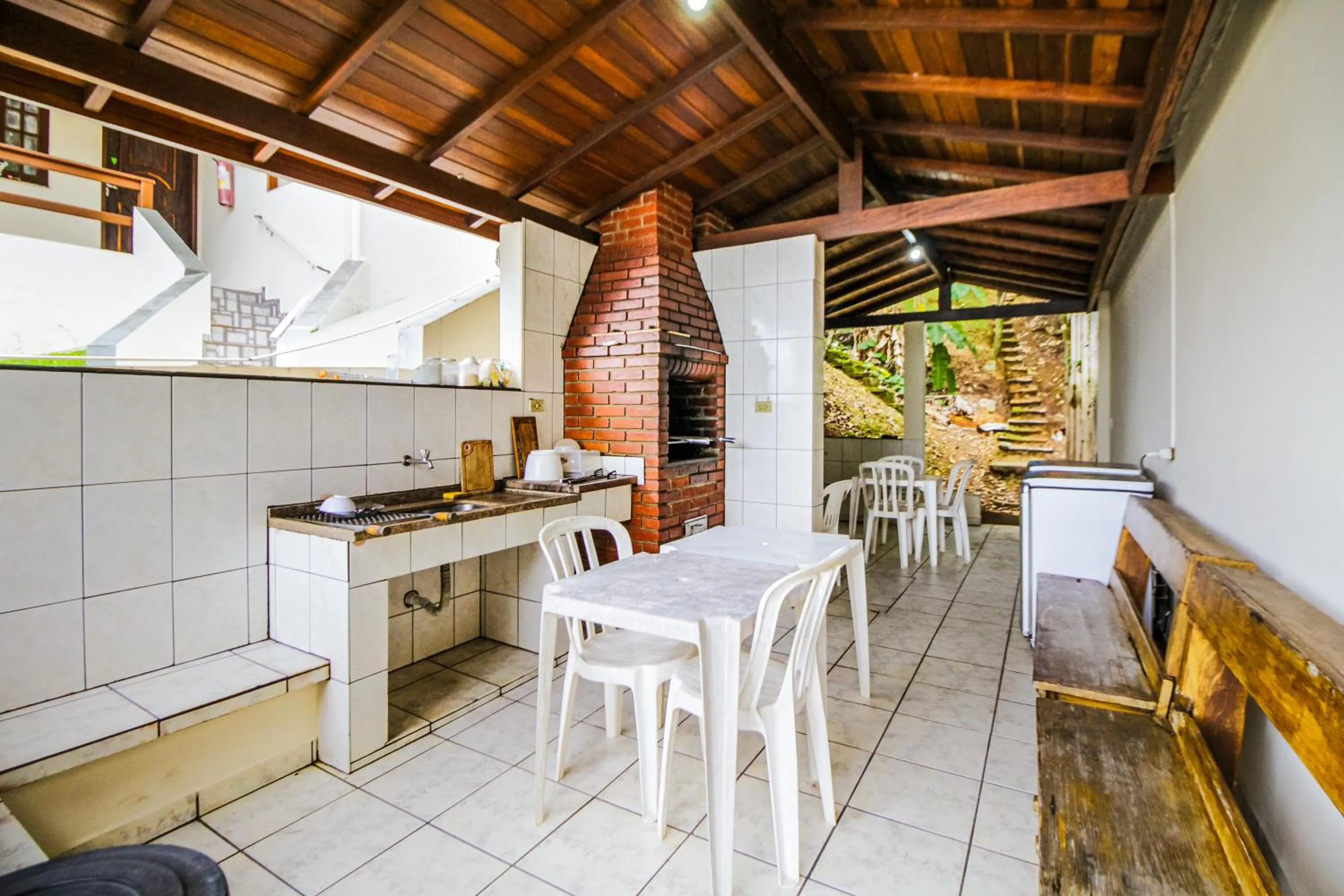 Kitchen or kitchenette in VELINN Pousada Mirante da Praia Grande