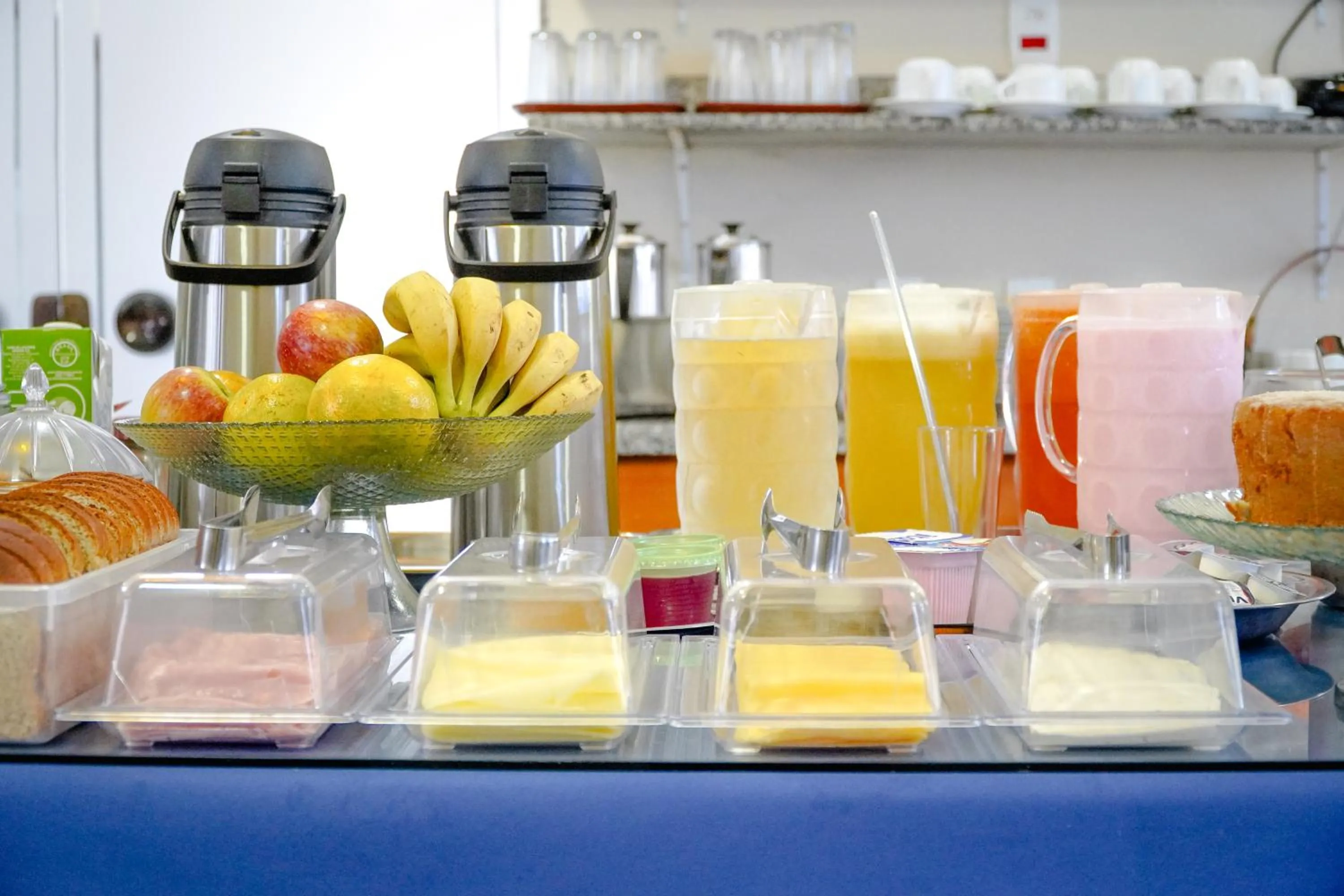 Food and drinks in VELINN Pousada Mirante da Praia Grande