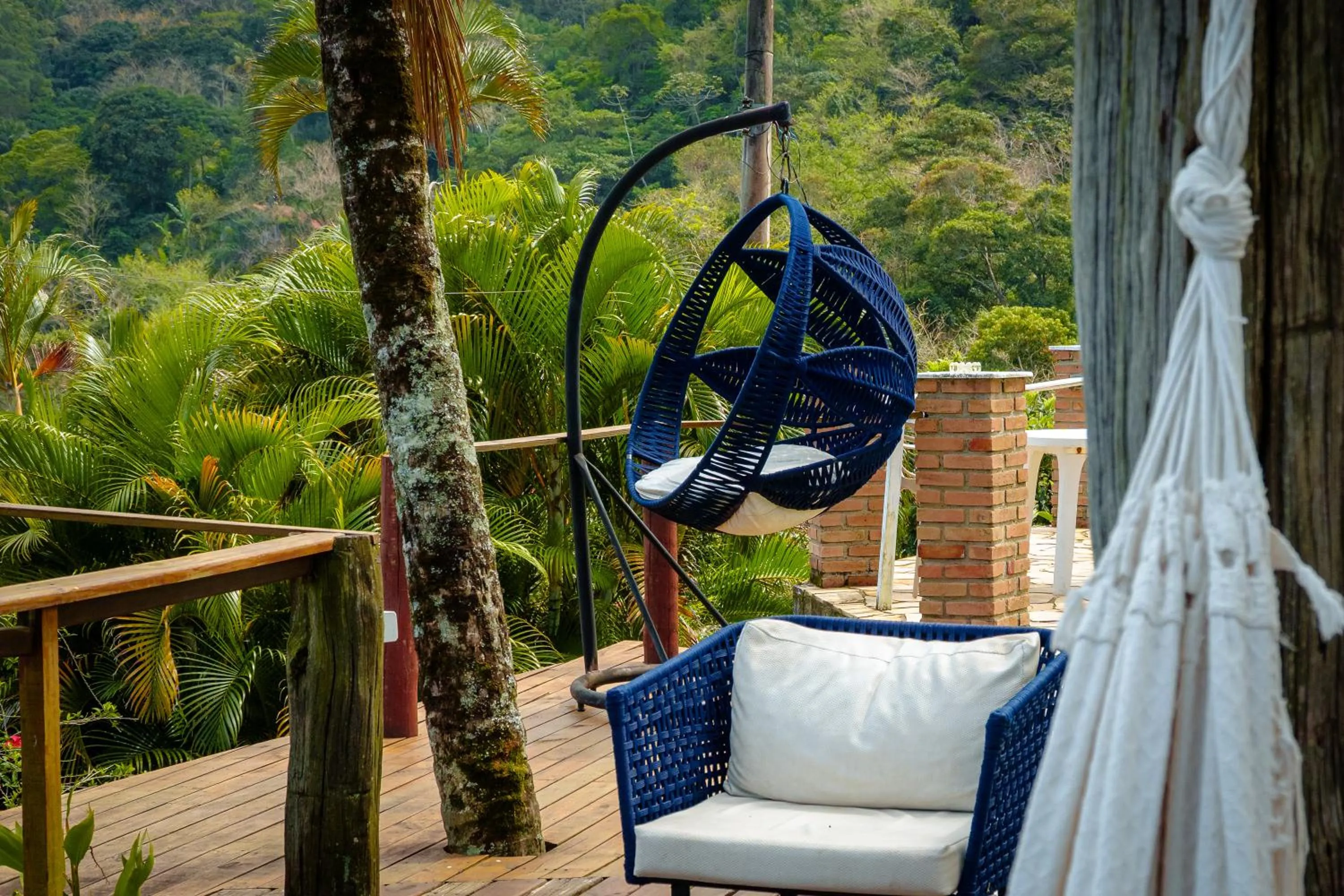 Garden in VELINN Pousada 8 Ilhas