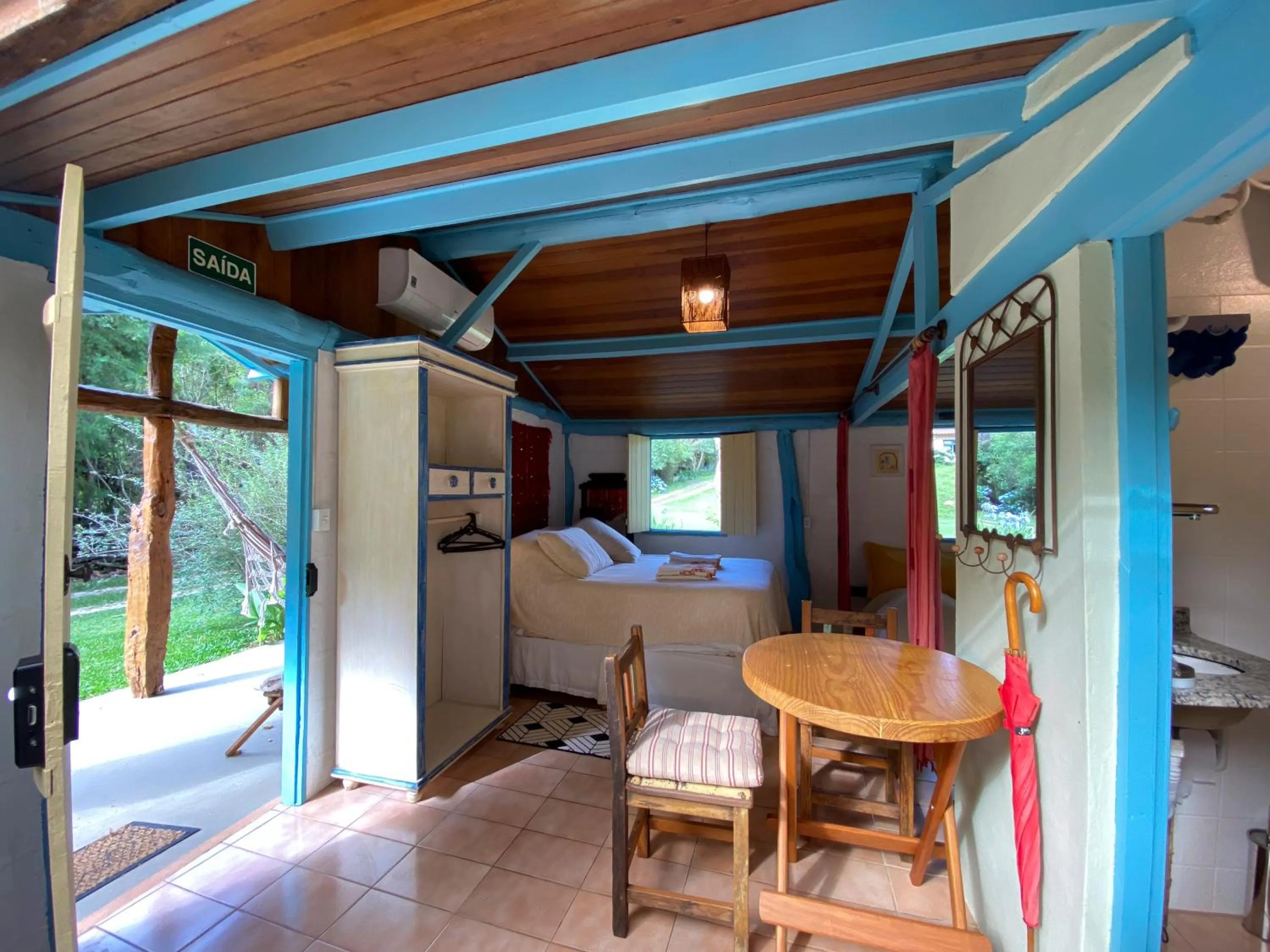 Patio, Bed in Pousada dos Anjos
